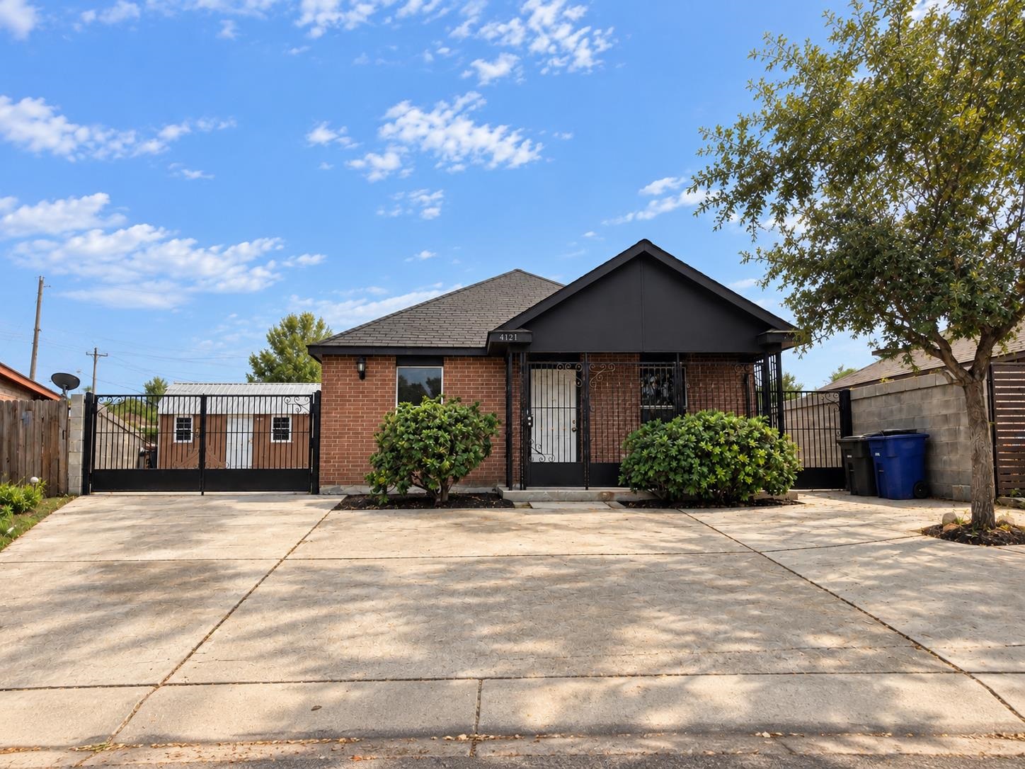 4121 Marcy Property Photo 1