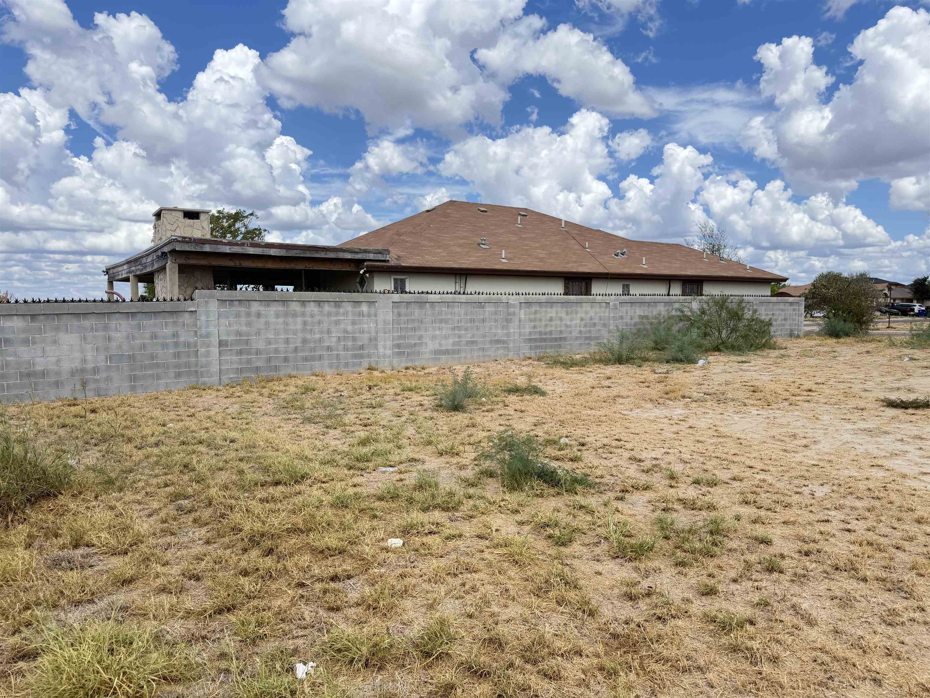 1314 Riddle Dr Property Photo 4