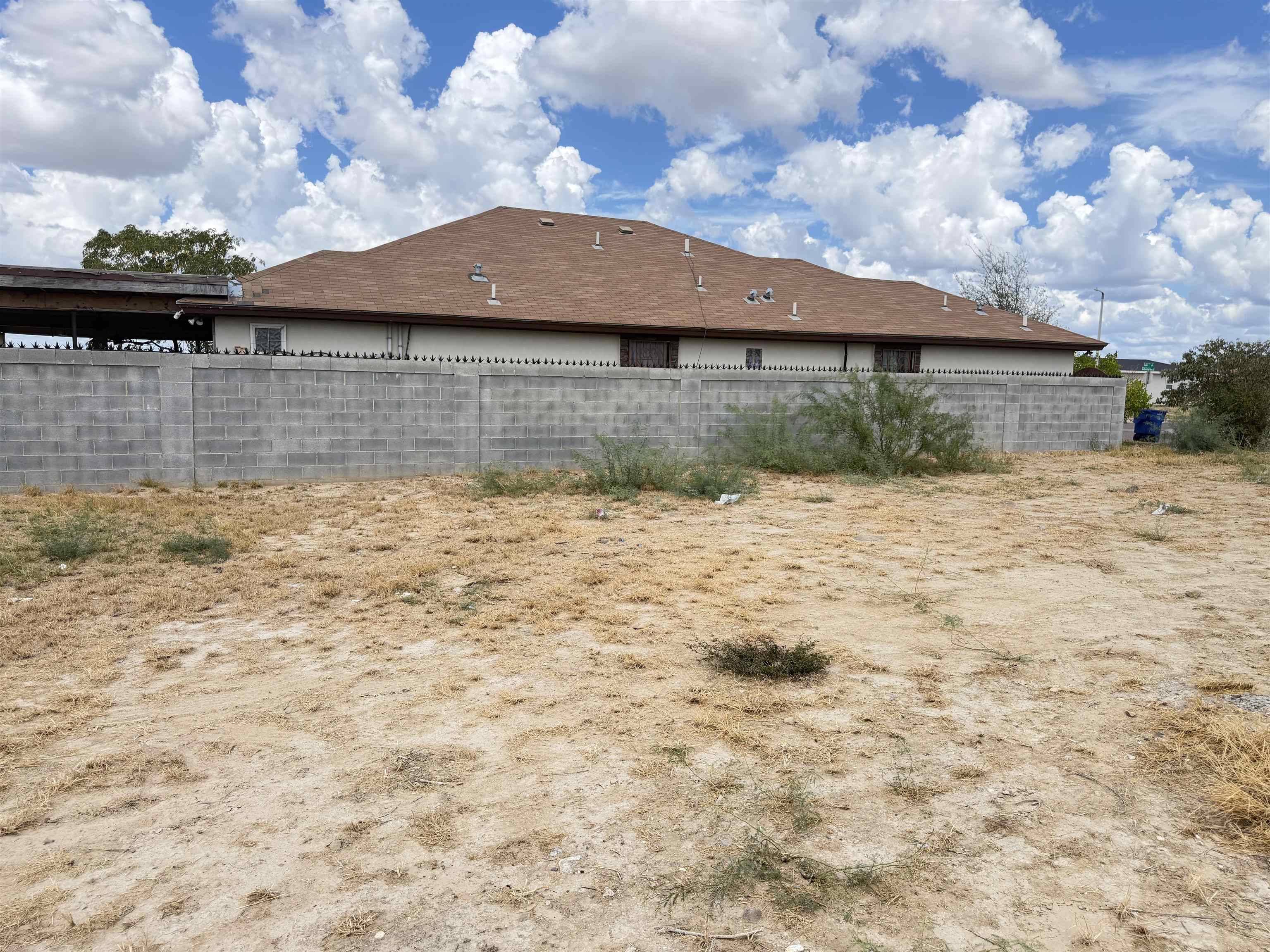 1314 Riddle Dr Property Photo 5