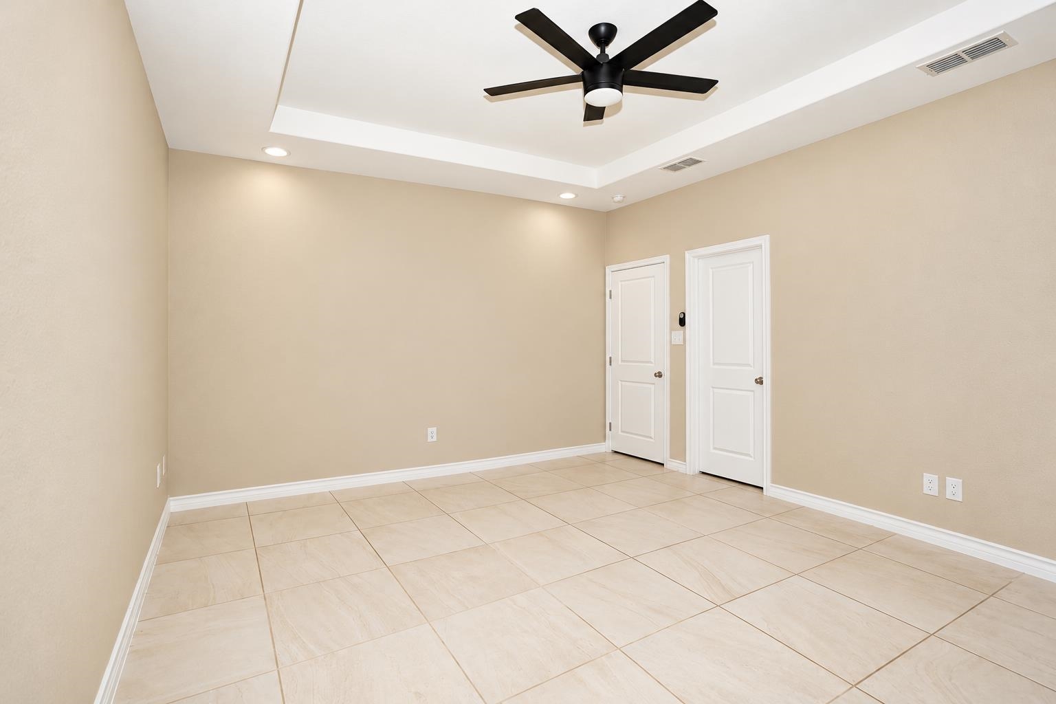 6108 Maryam Dr. Property Photo 11