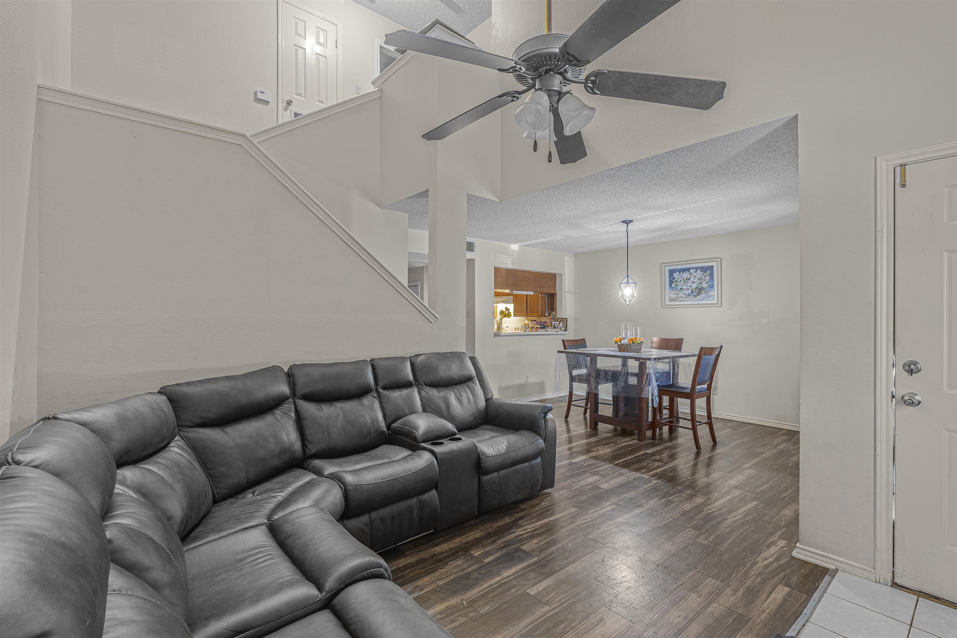 8710 Mcpherson Rd 9c Property Photo 3