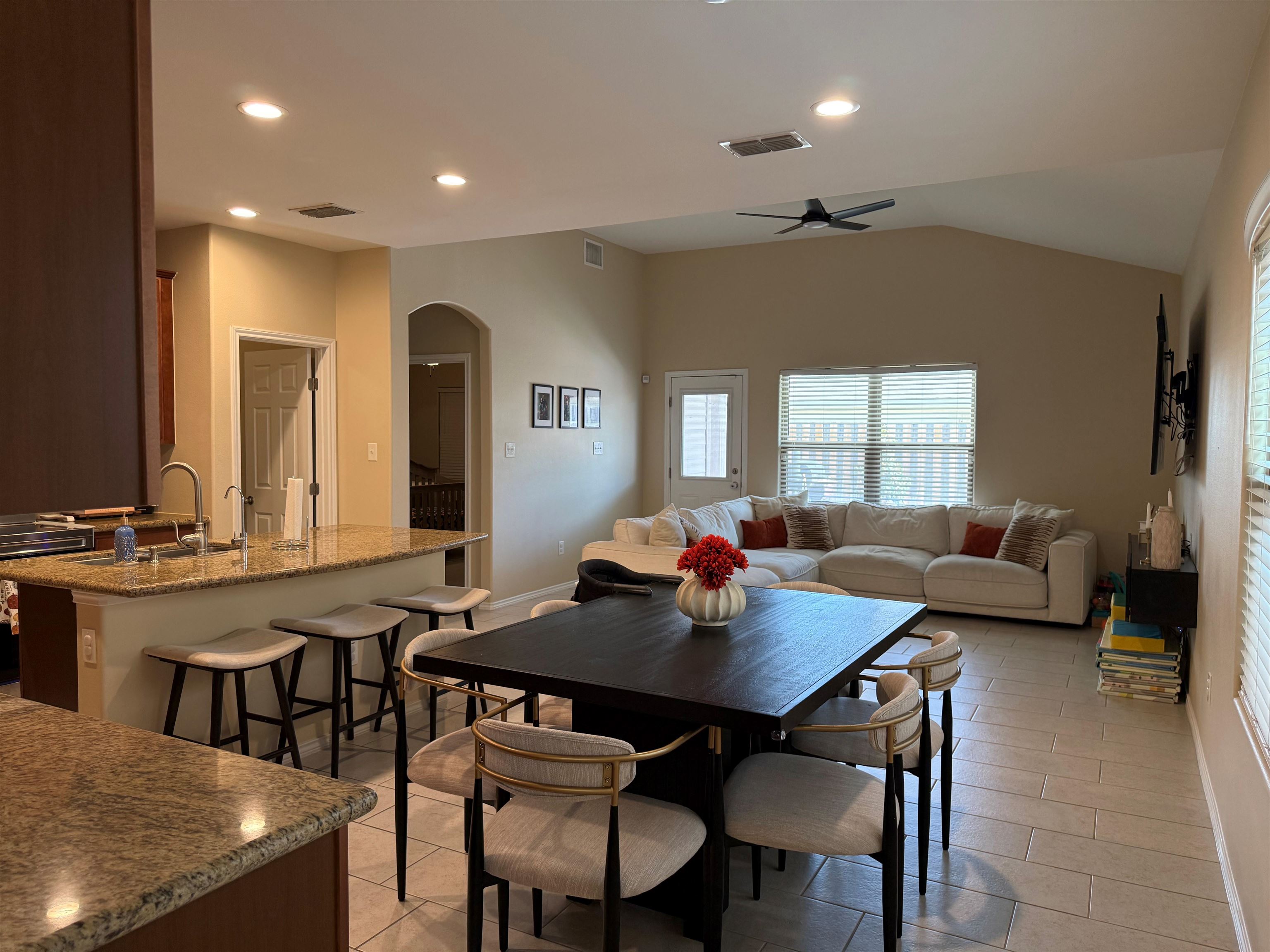 1011 Larvotto Lp. Property Photo 7
