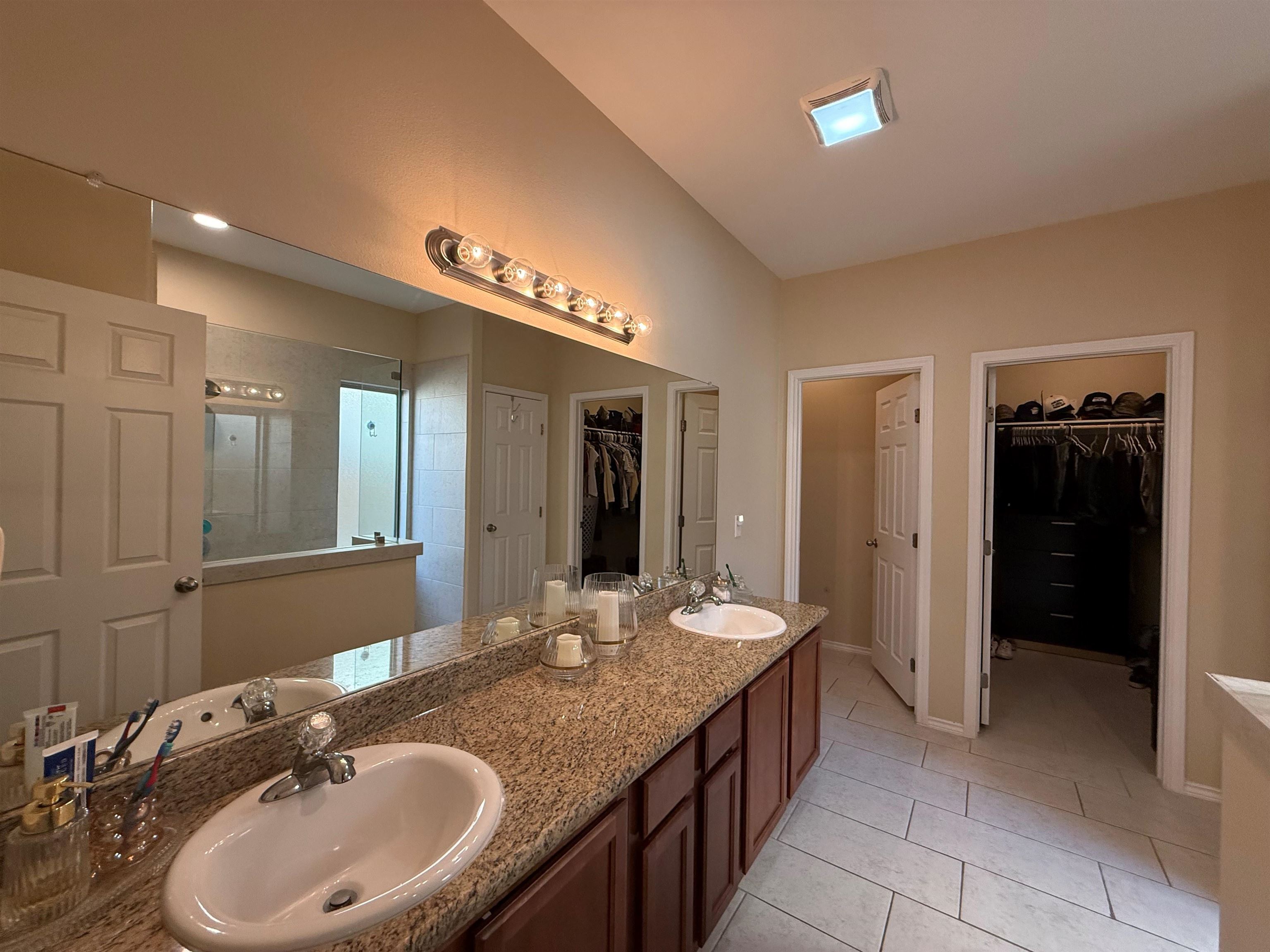 1011 Larvotto Lp. Property Photo 17