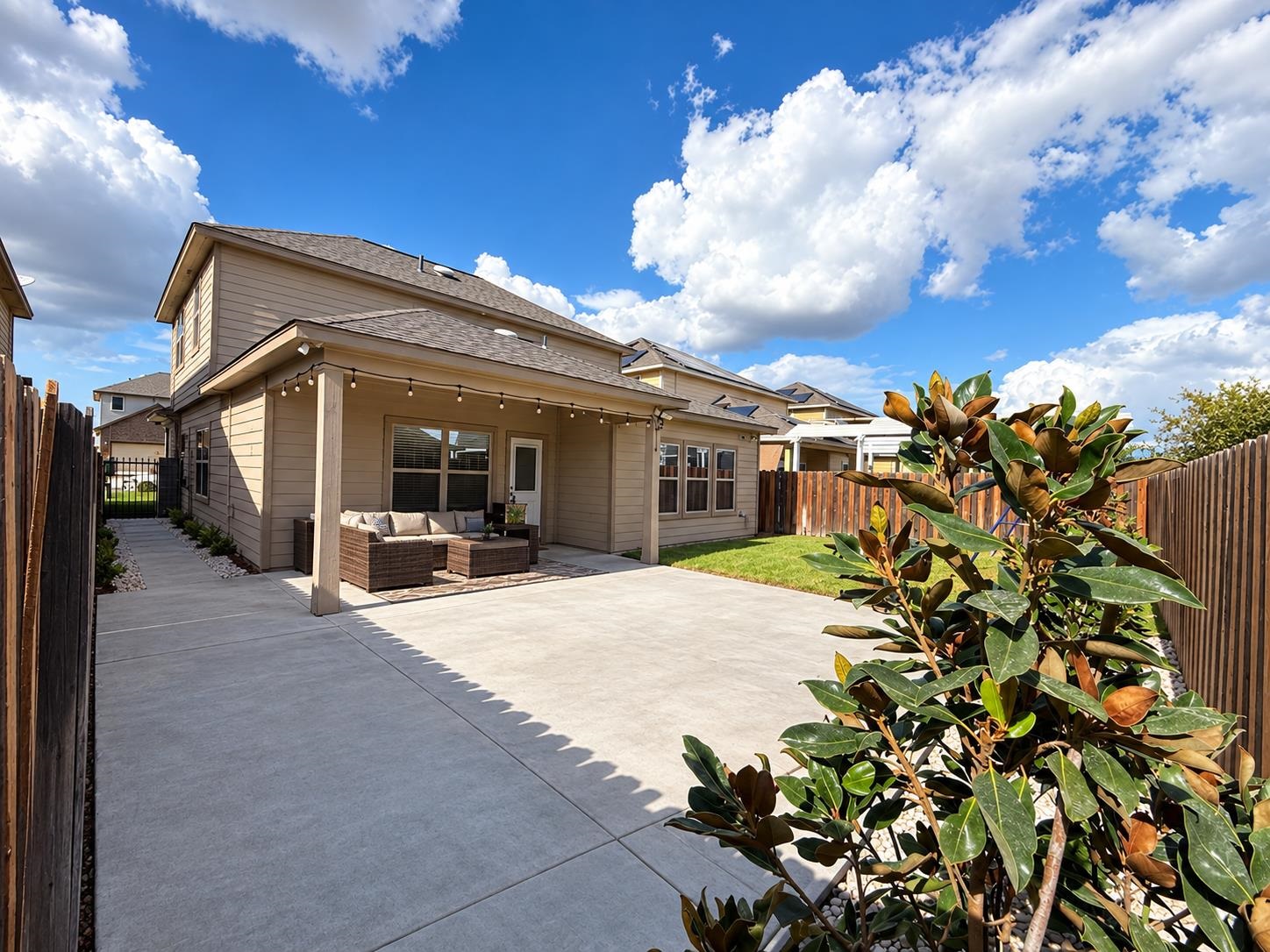 1011 Larvotto Lp. Property Photo 22