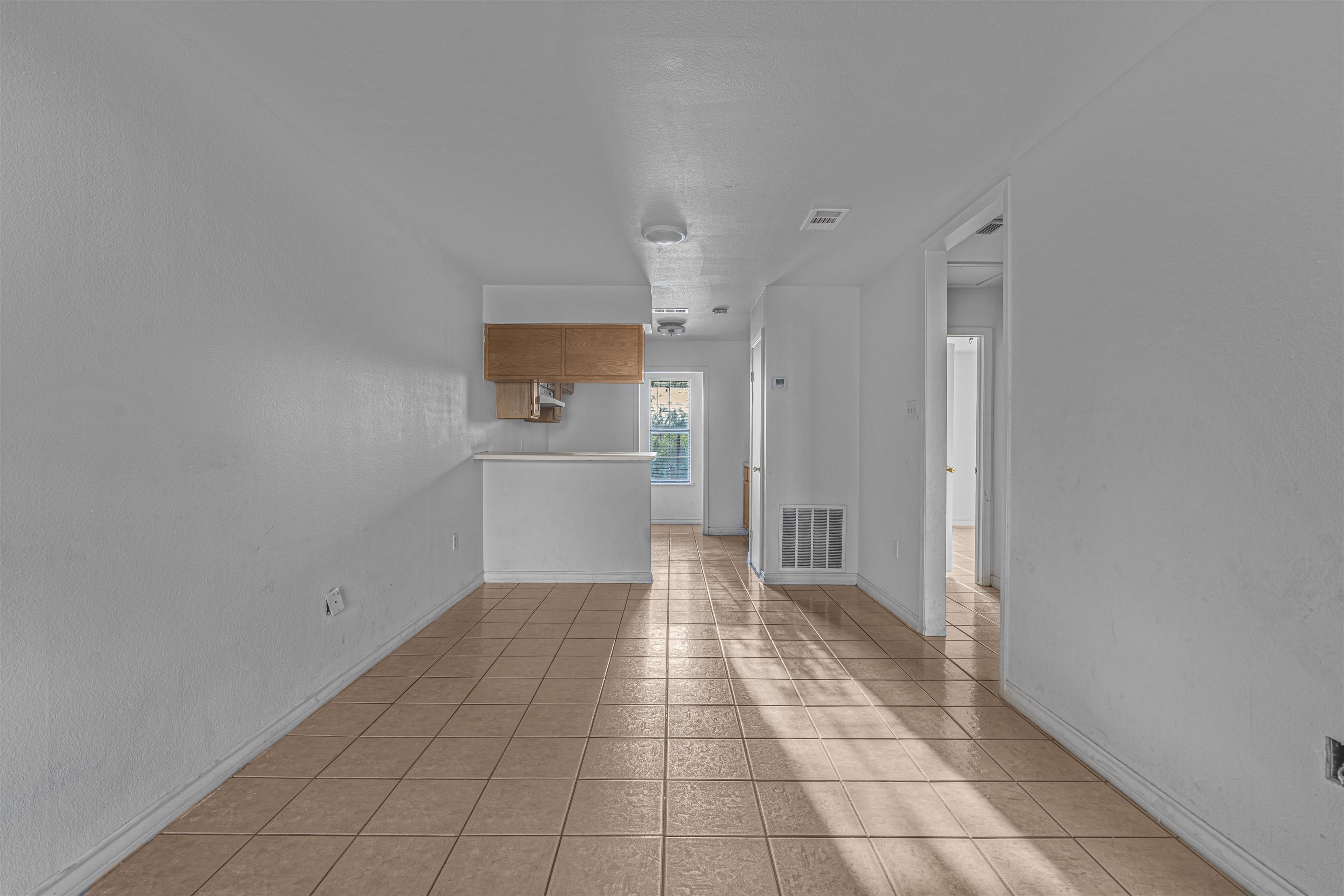 2314 Coke St Property Photo 7
