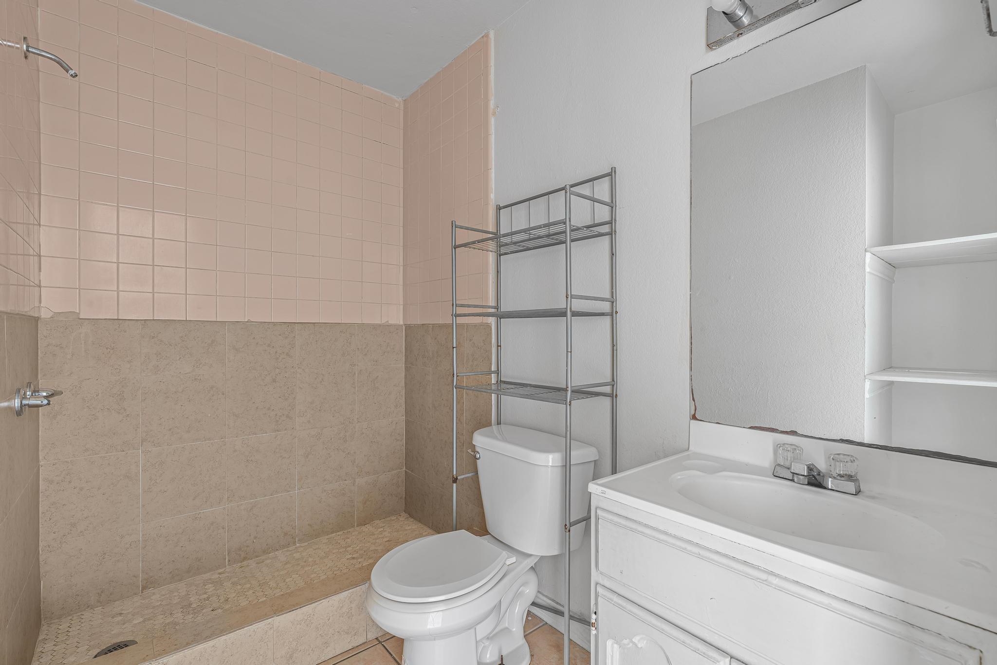 2314 Coke St Property Photo 14