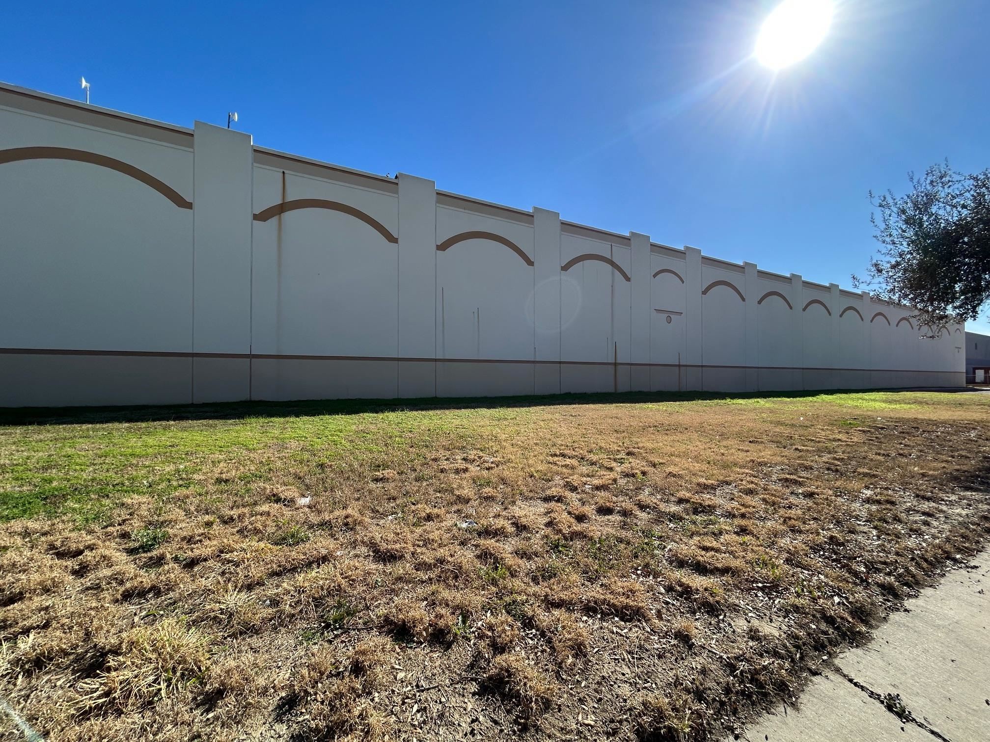502 Nafta Blvd Property Photo 7