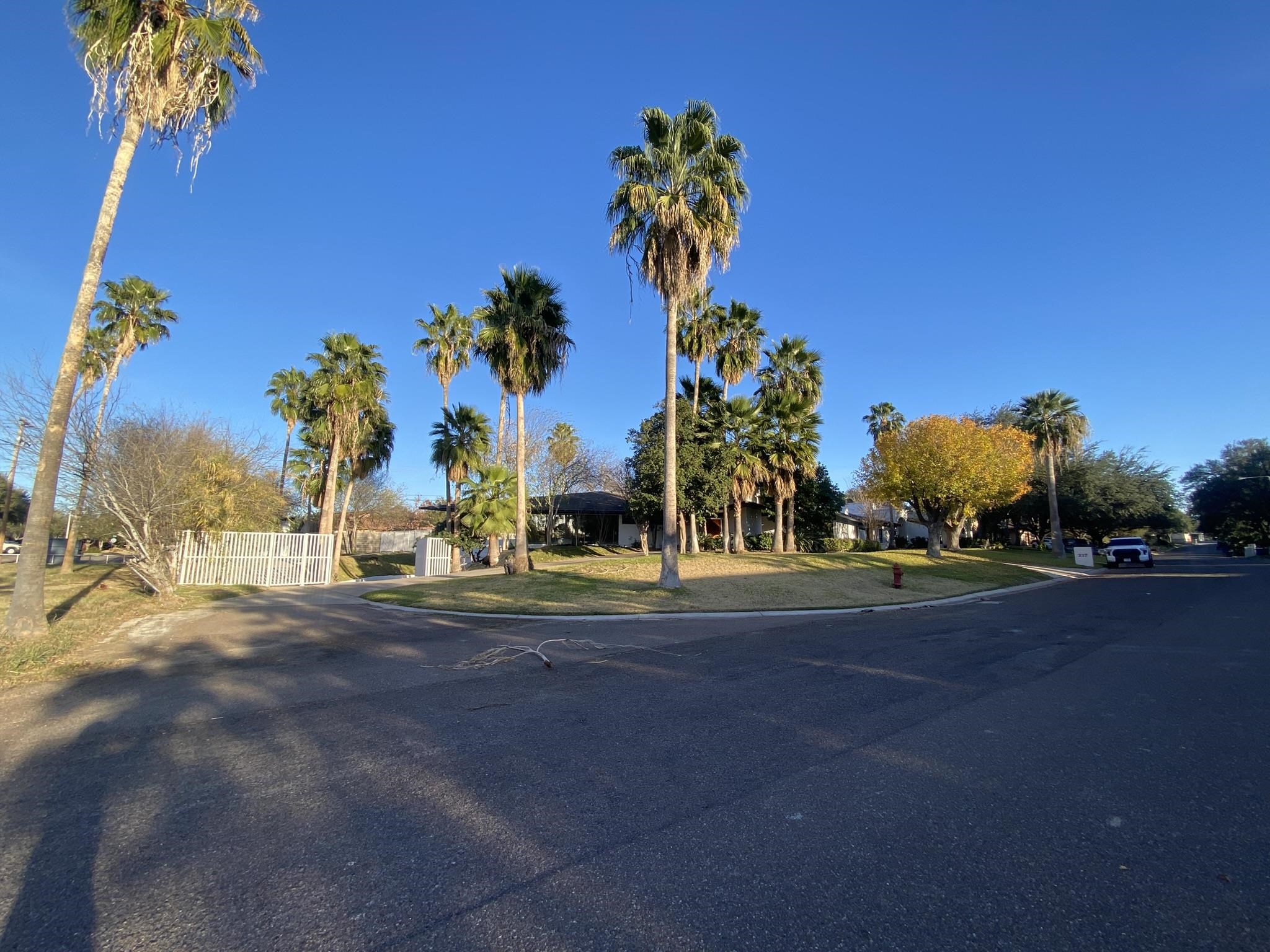 337 Regal Dr Property Photo 1