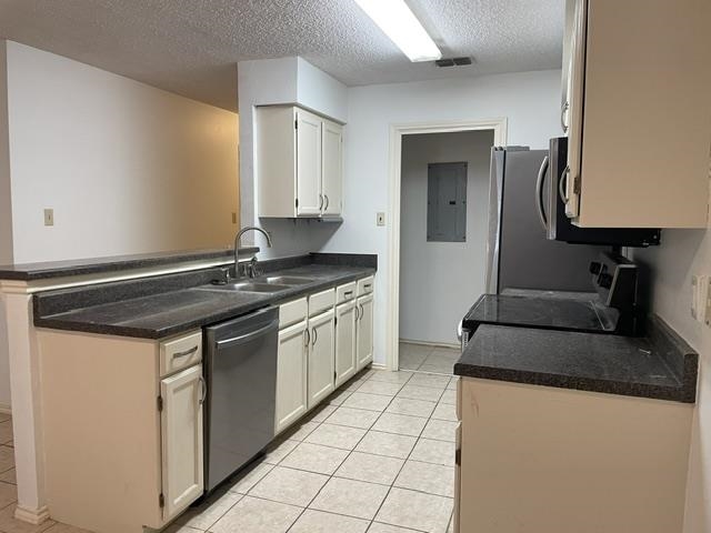 100 Village Blvd 3 Property Photo 7