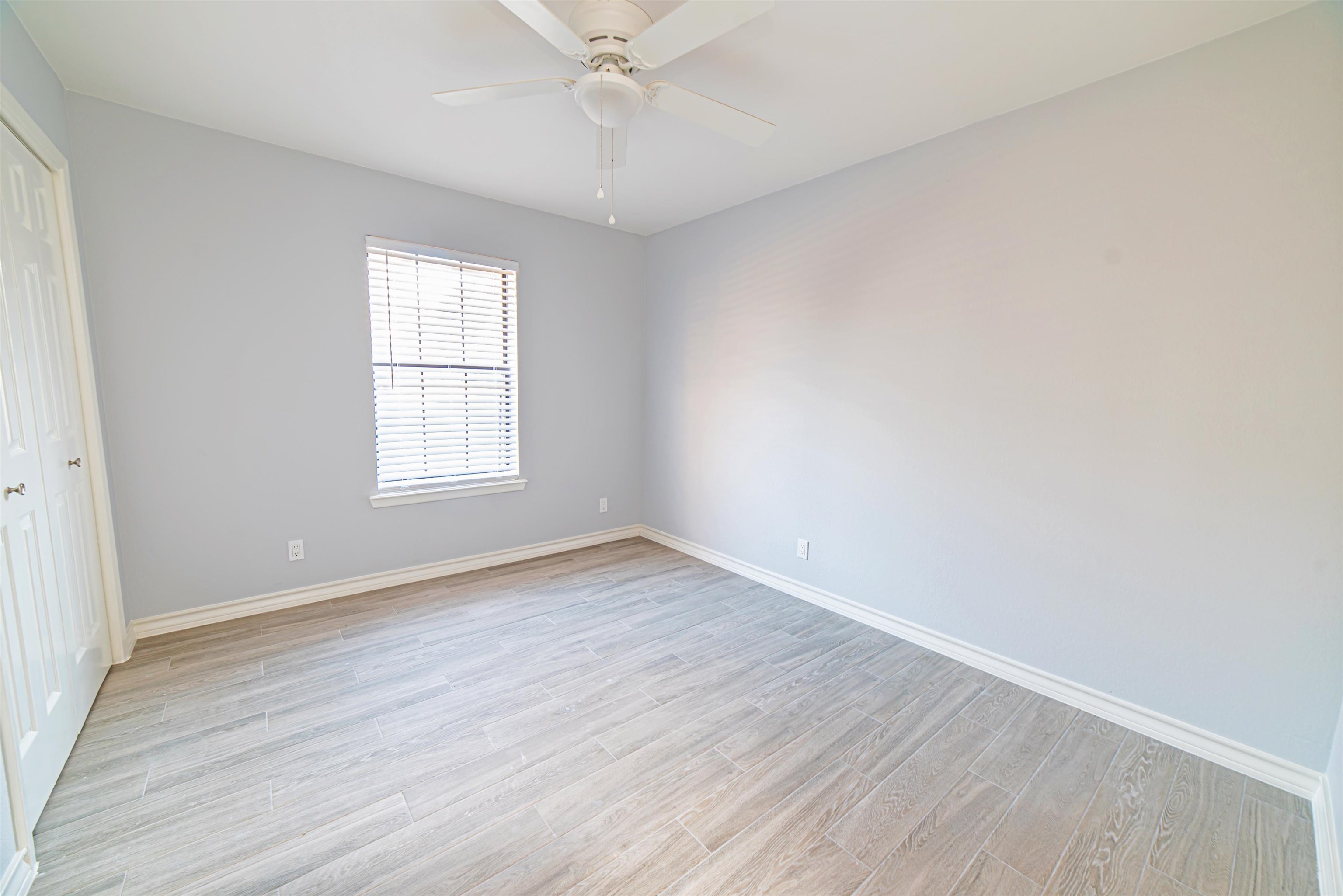 8655 Northridge Lp Property Photo 21