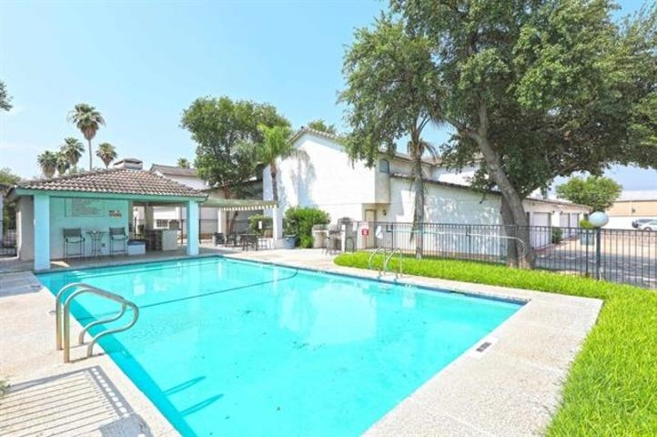 100 Village Blvd 3 Property Photo 22
