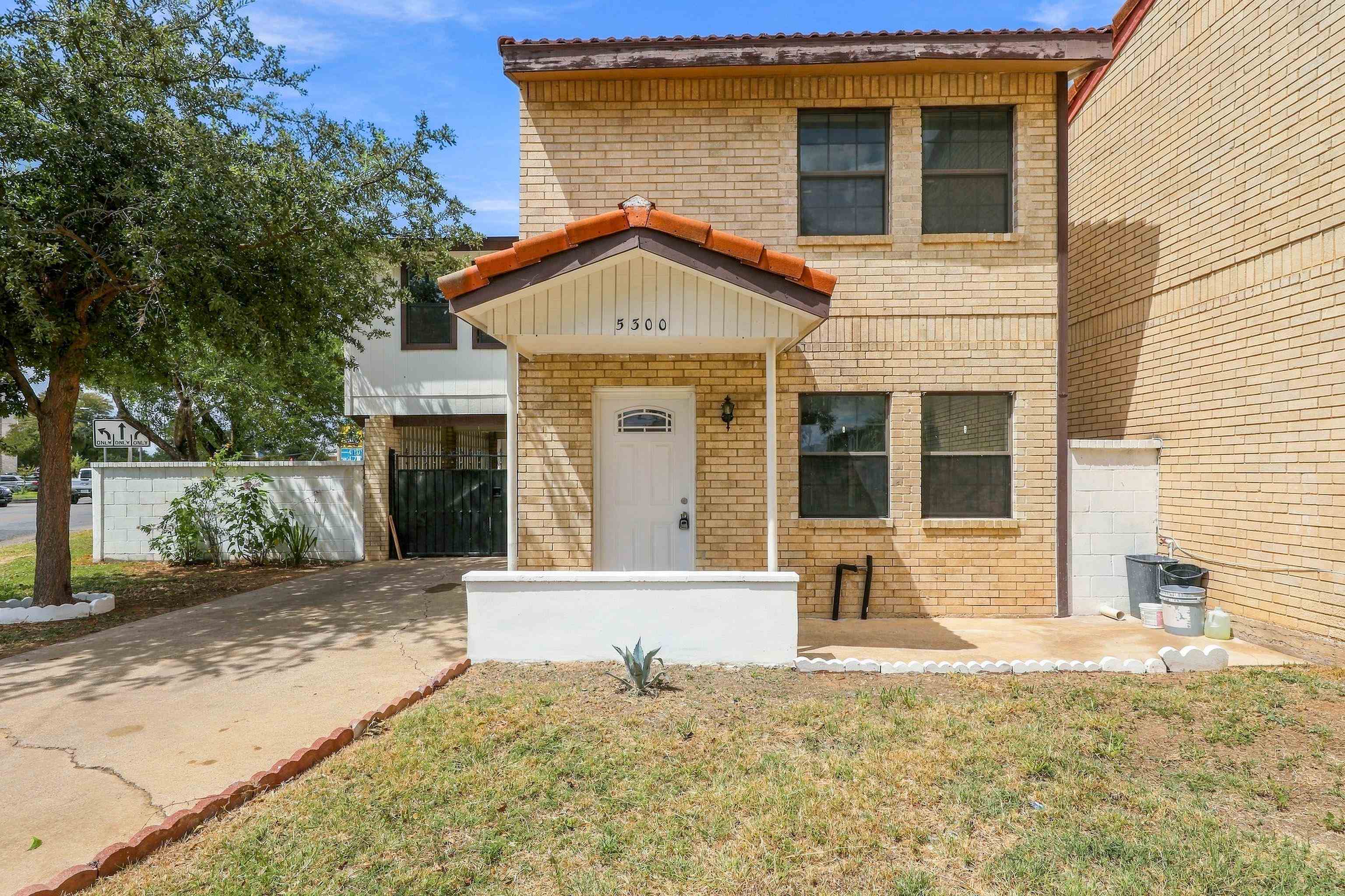 5300 Cypress Dr O Property Photo 1