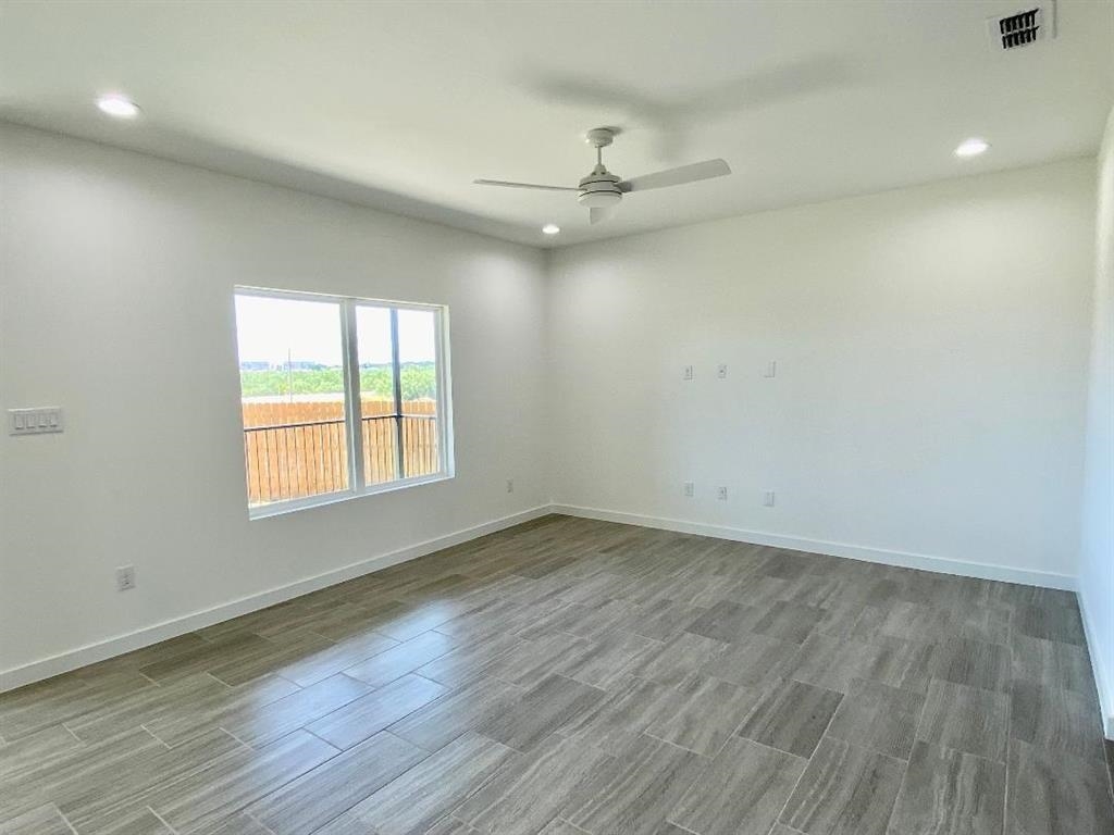 313 Deer Path Loop Property Photo 2