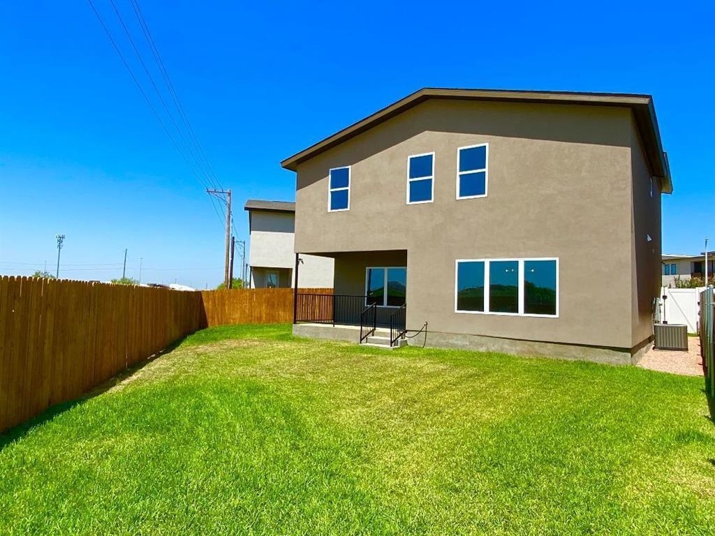 313 Deer Path Loop Property Photo 7