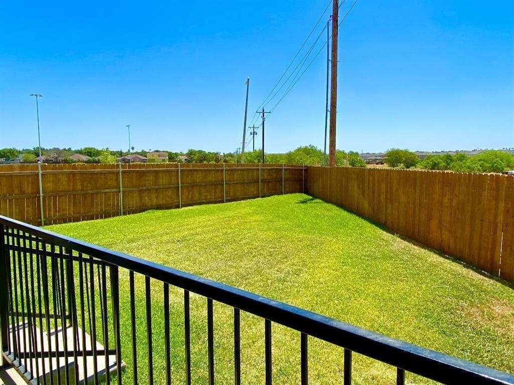313 Deer Path Loop Property Photo 8