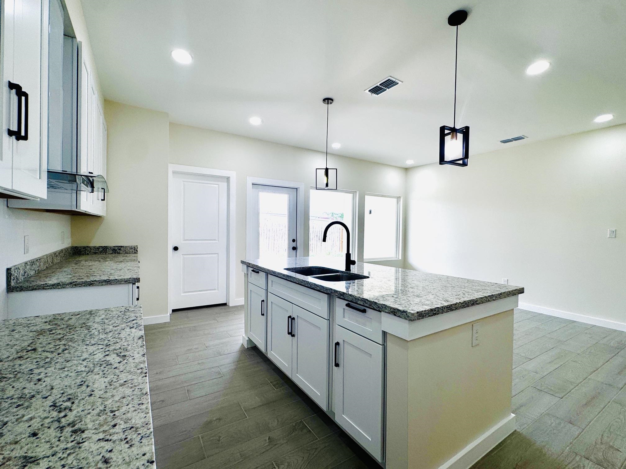 6706 El Jinete Dr. Property Photo 15