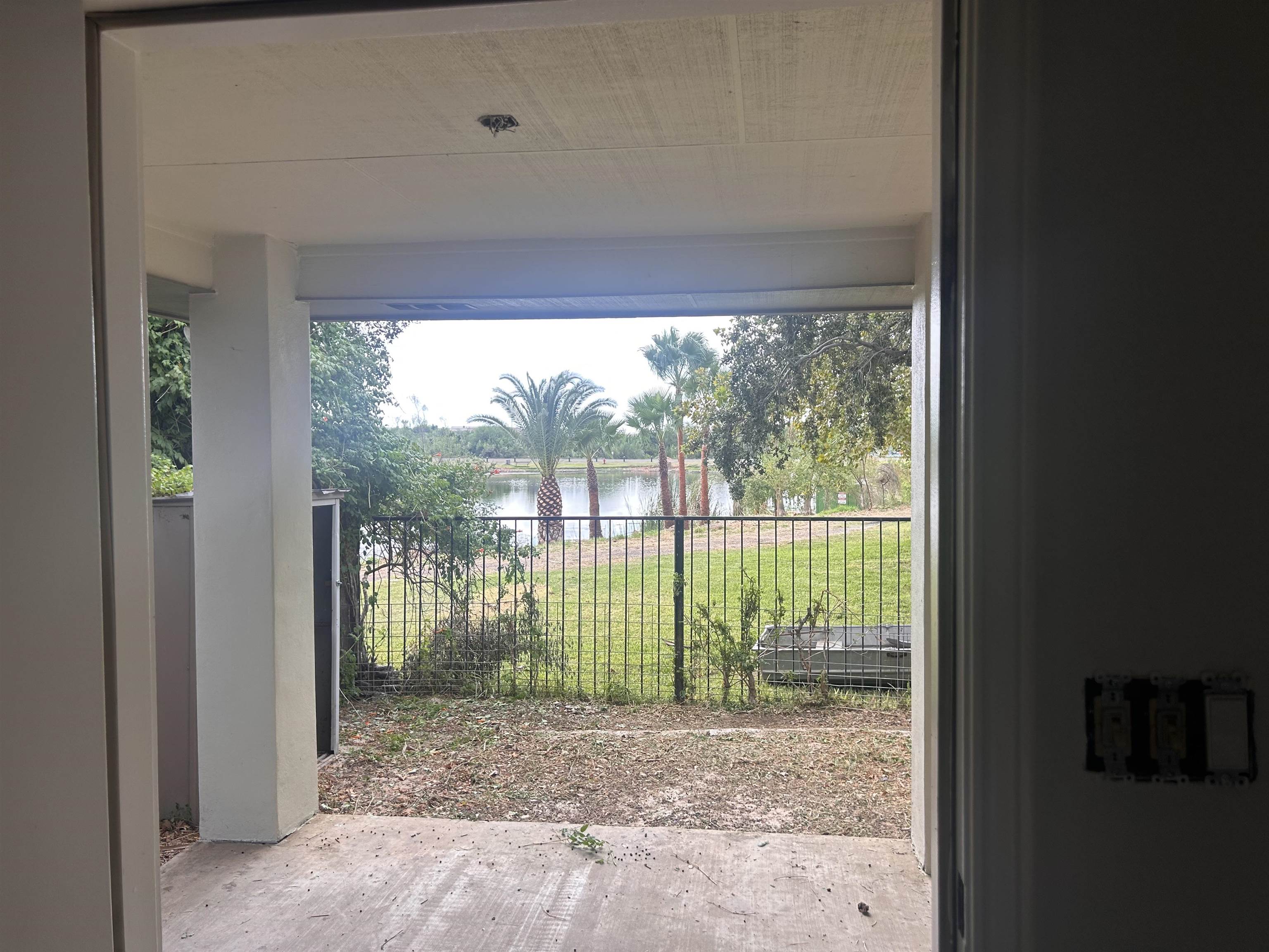 415 Goldeneye Ct Property Photo 16