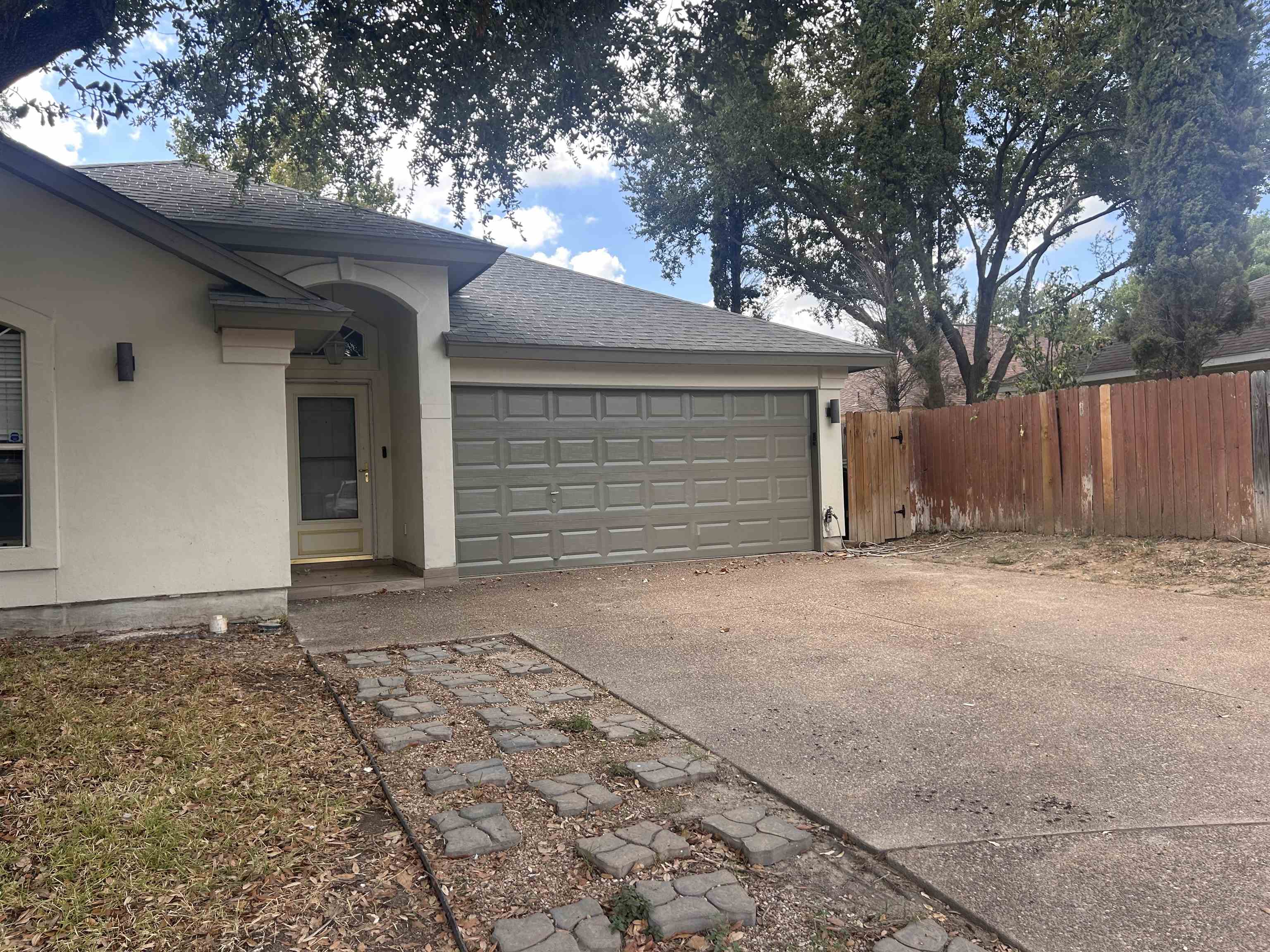 415 Goldeneye Ct Property Photo 18
