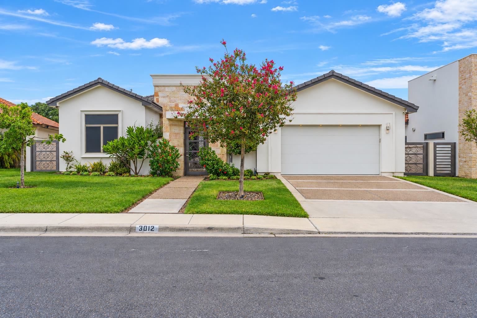 3012 George Martin Dr. Property Photo 1