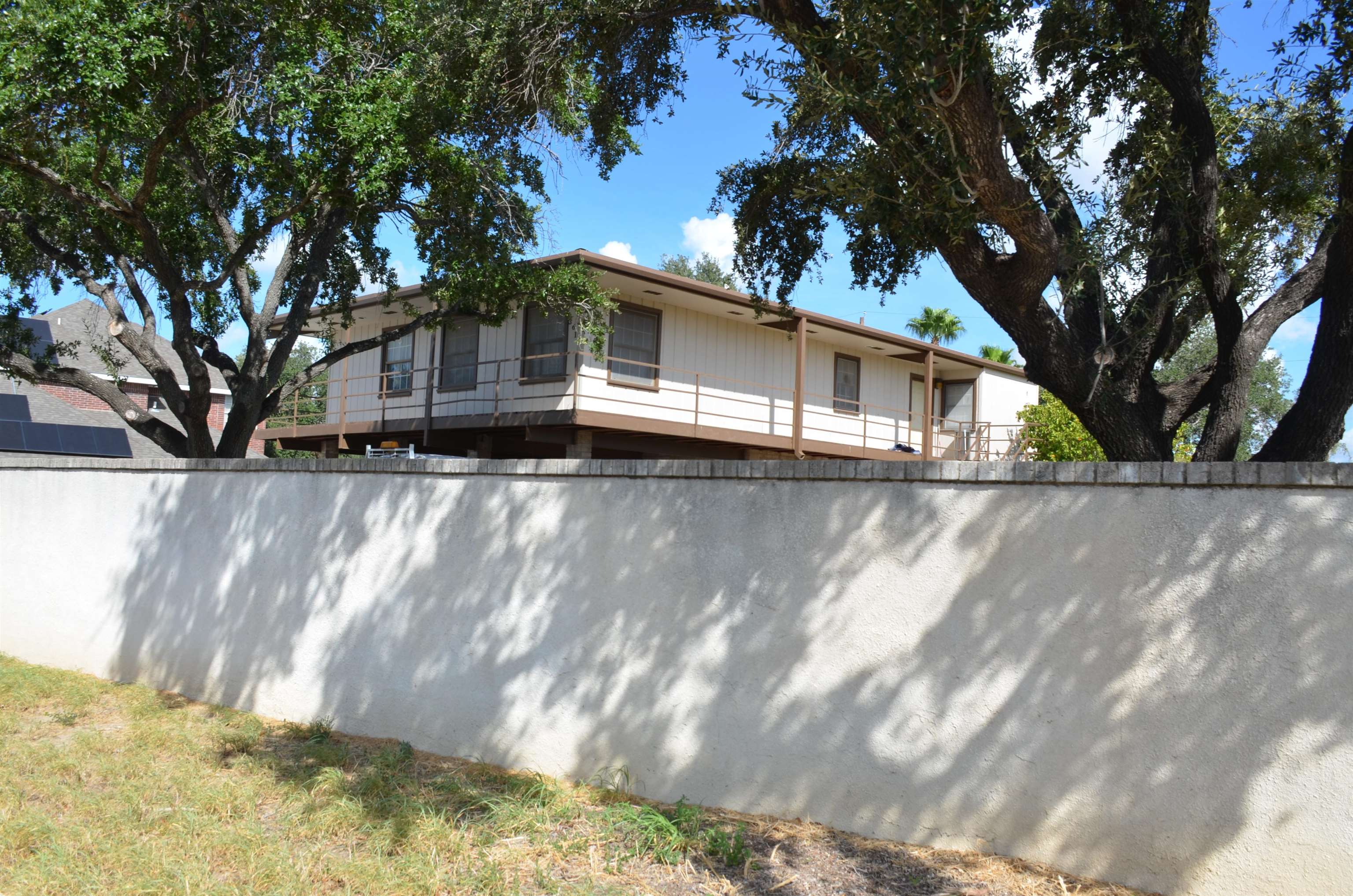 361 Monte Dr Property Photo 9