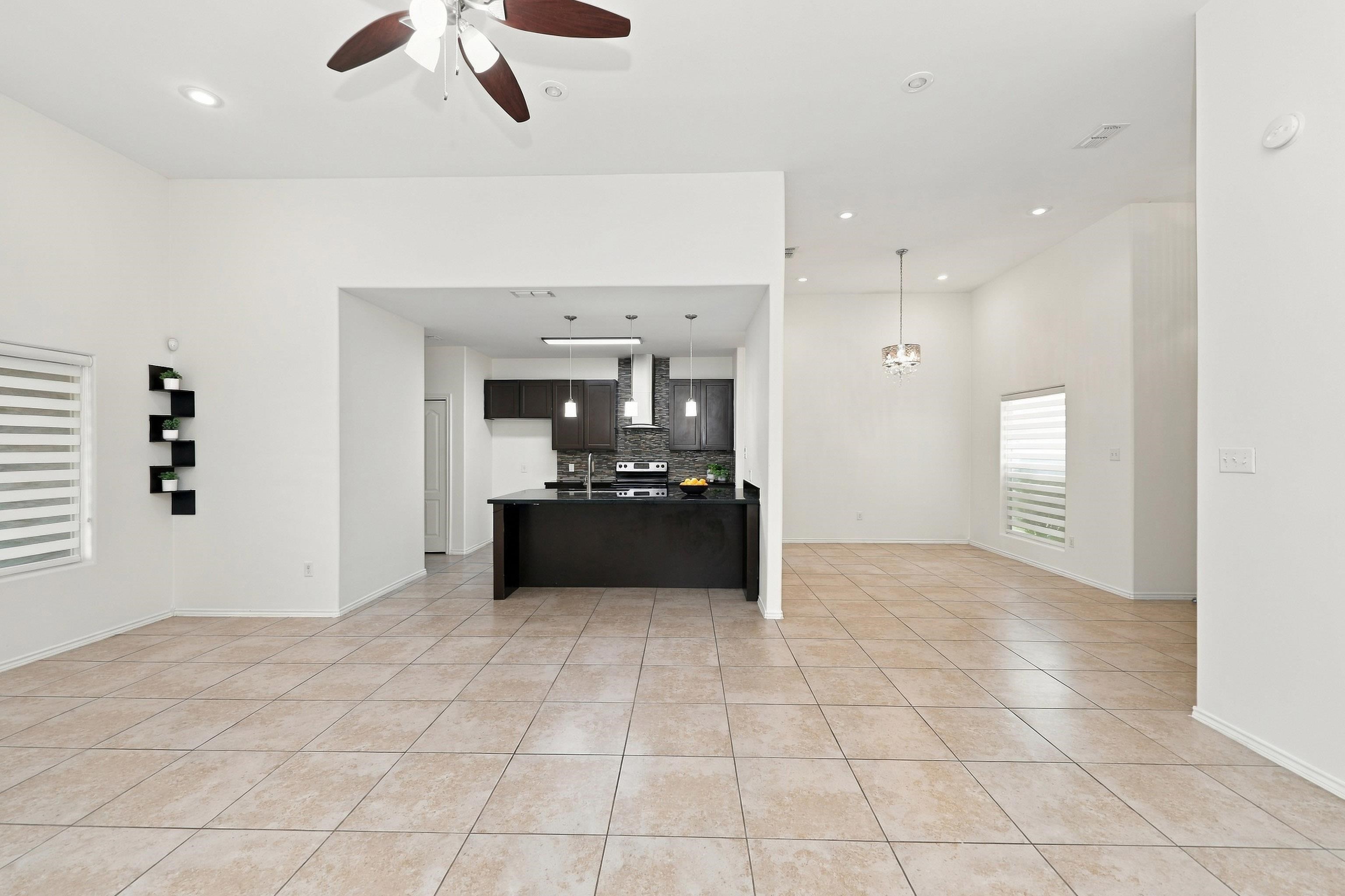 9808 Aziz St. Property Photo 13