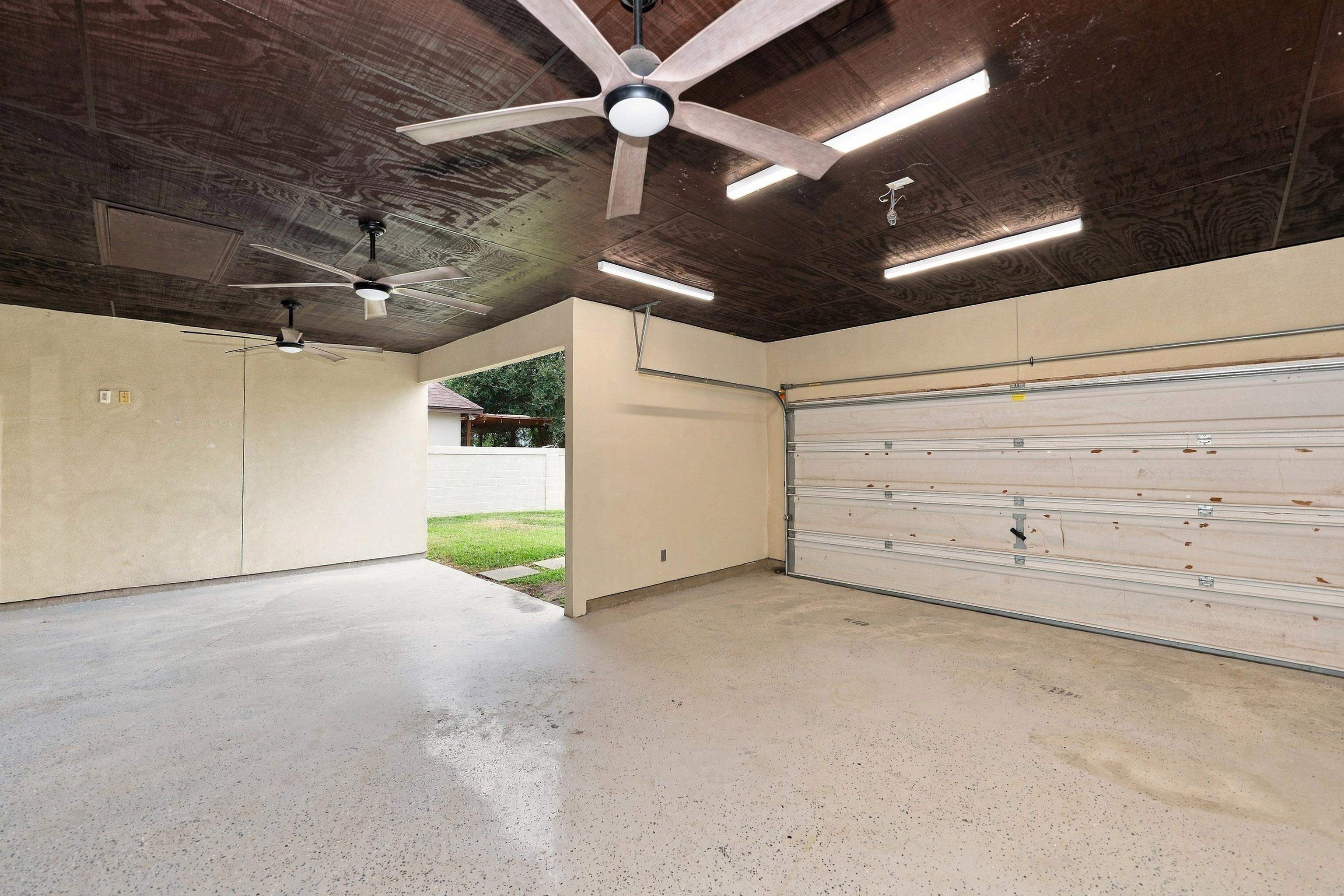 9808 Aziz St. Property Photo 35