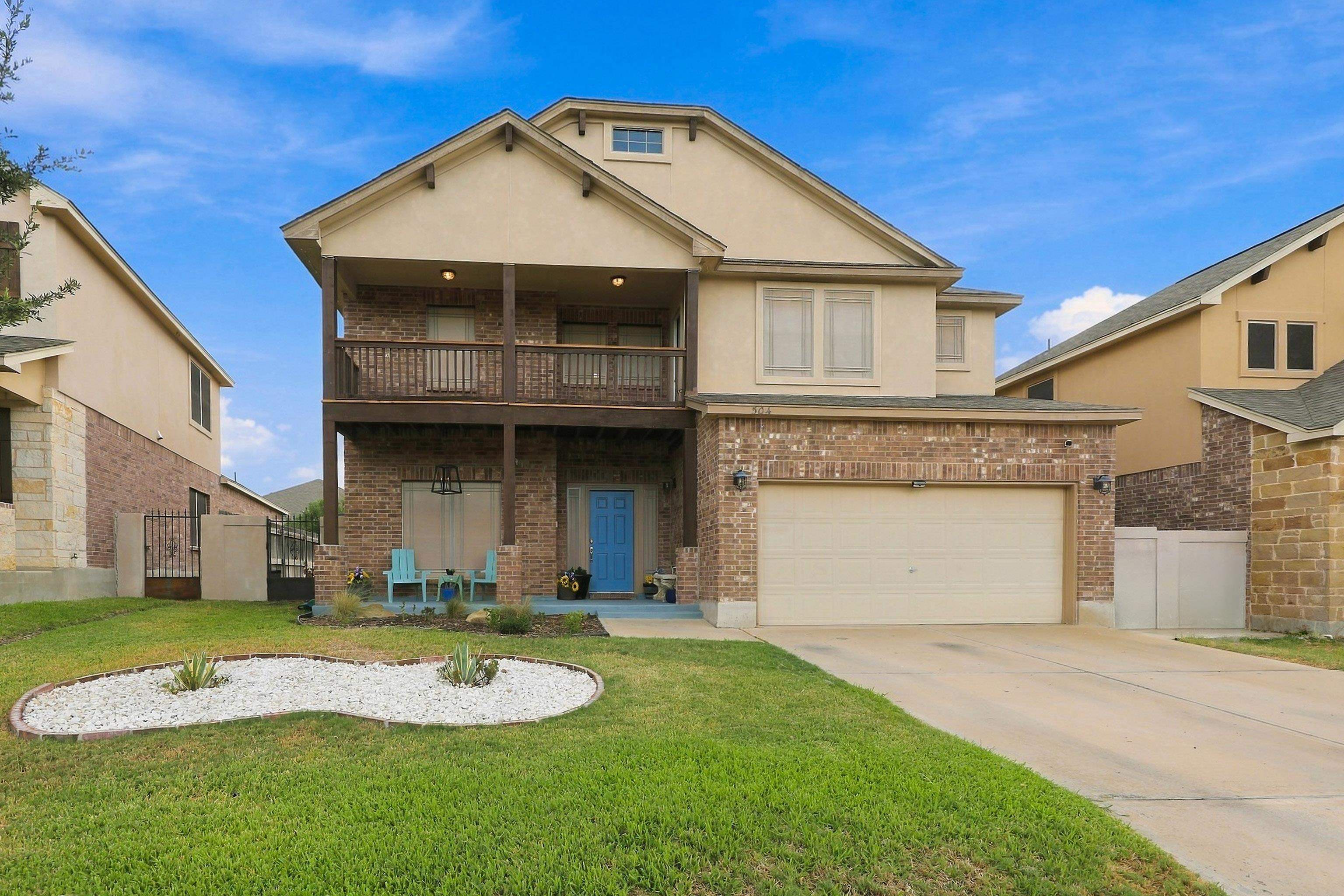 504 Silver Palm Dr Property Photo 1