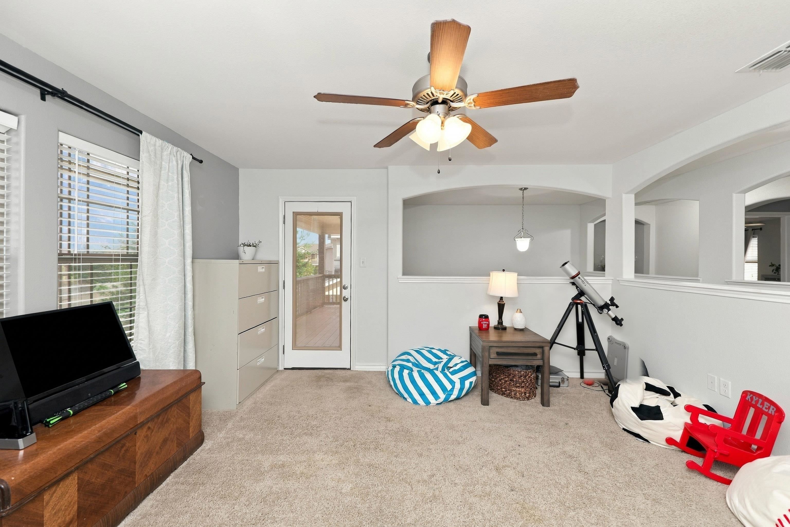 504 Silver Palm Dr Property Photo 19