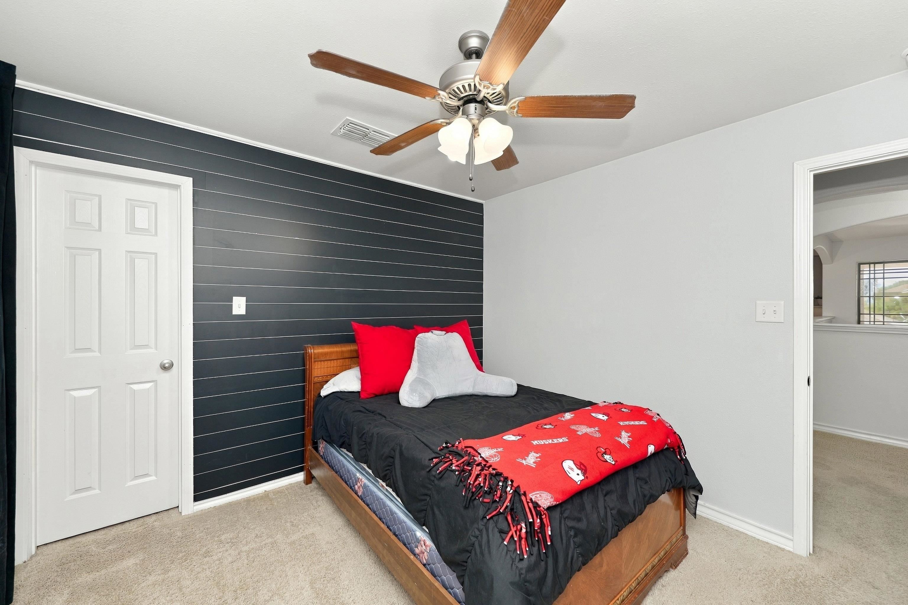 504 Silver Palm Dr Property Photo 28
