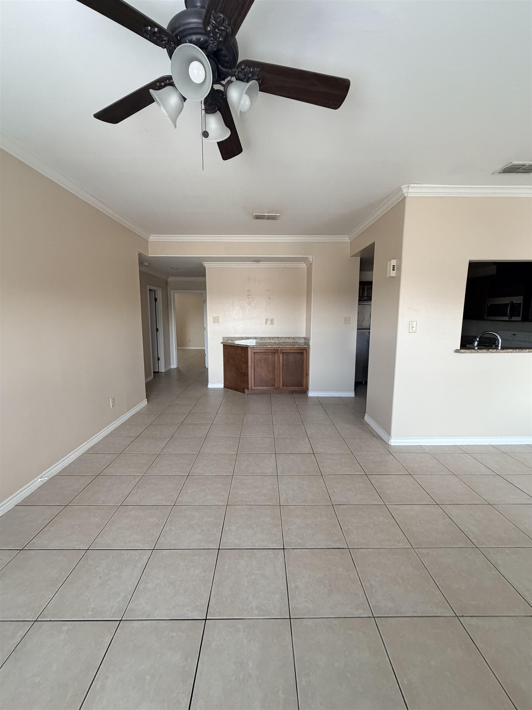 9809 Sterling St. 10 Property Photo 17