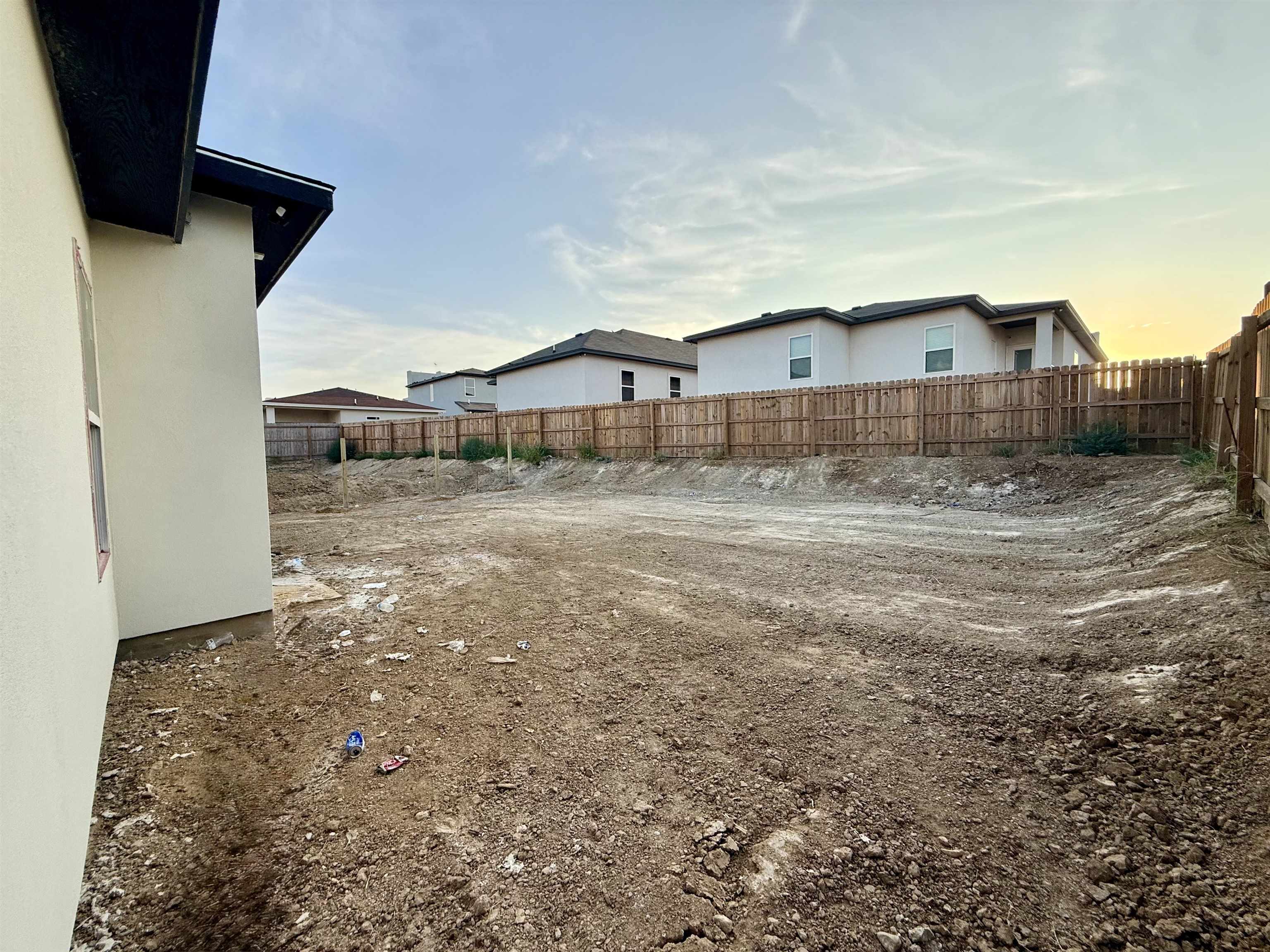 5706 Lone Star Loop Property Photo 9