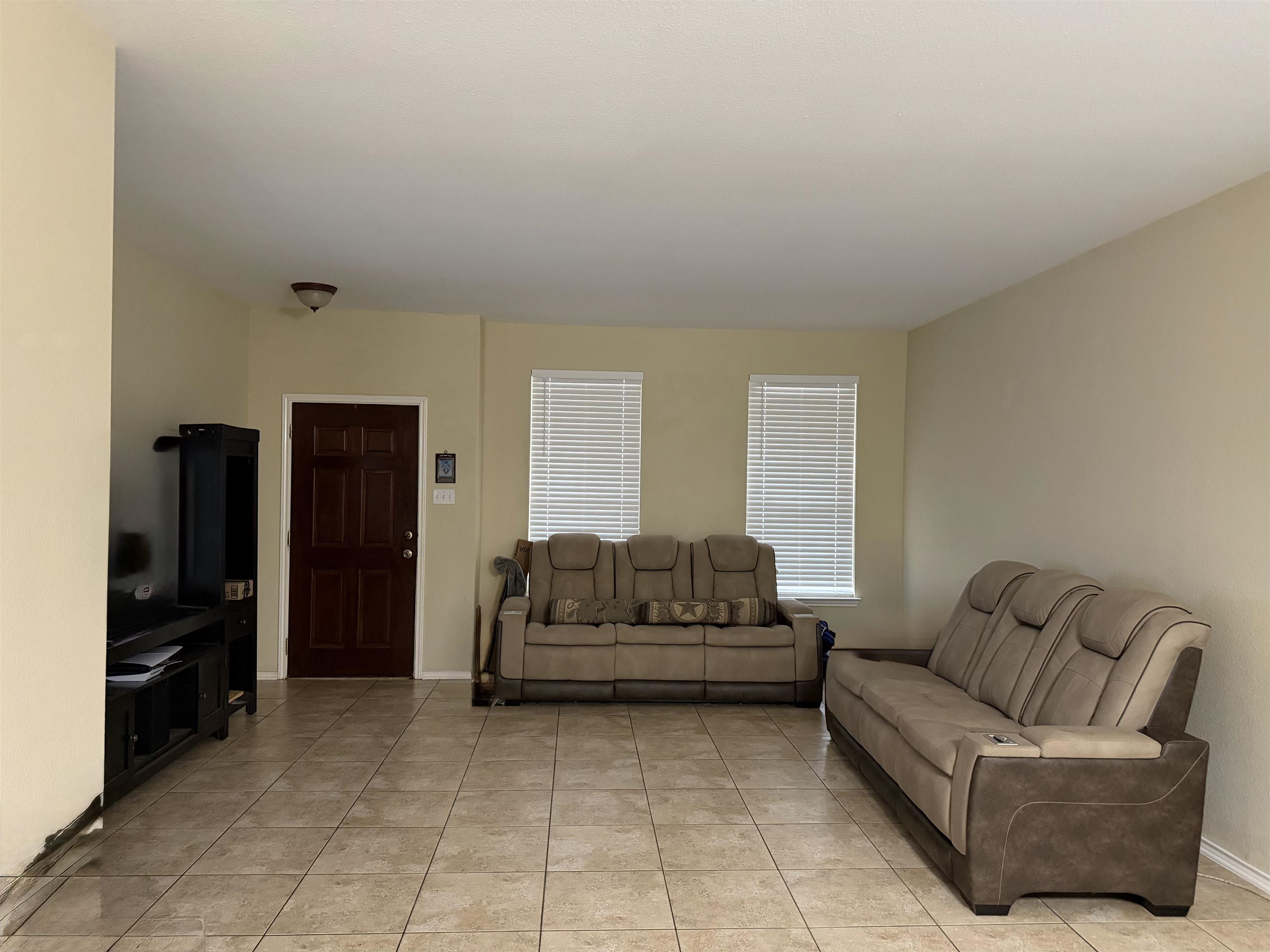 2904 Anejo Dr Property Photo 4