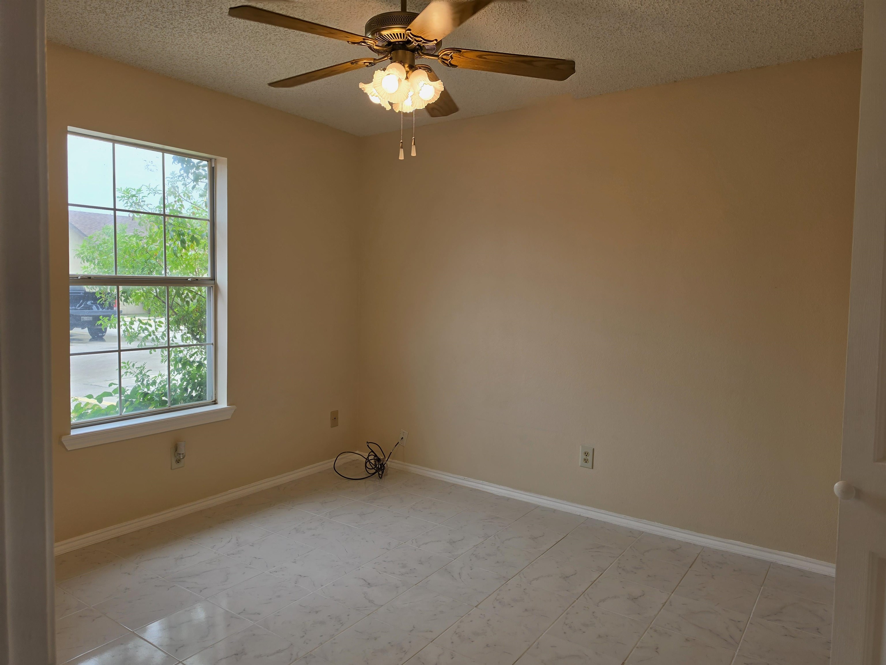 506 Shiloh Dr 5 Property Photo 7