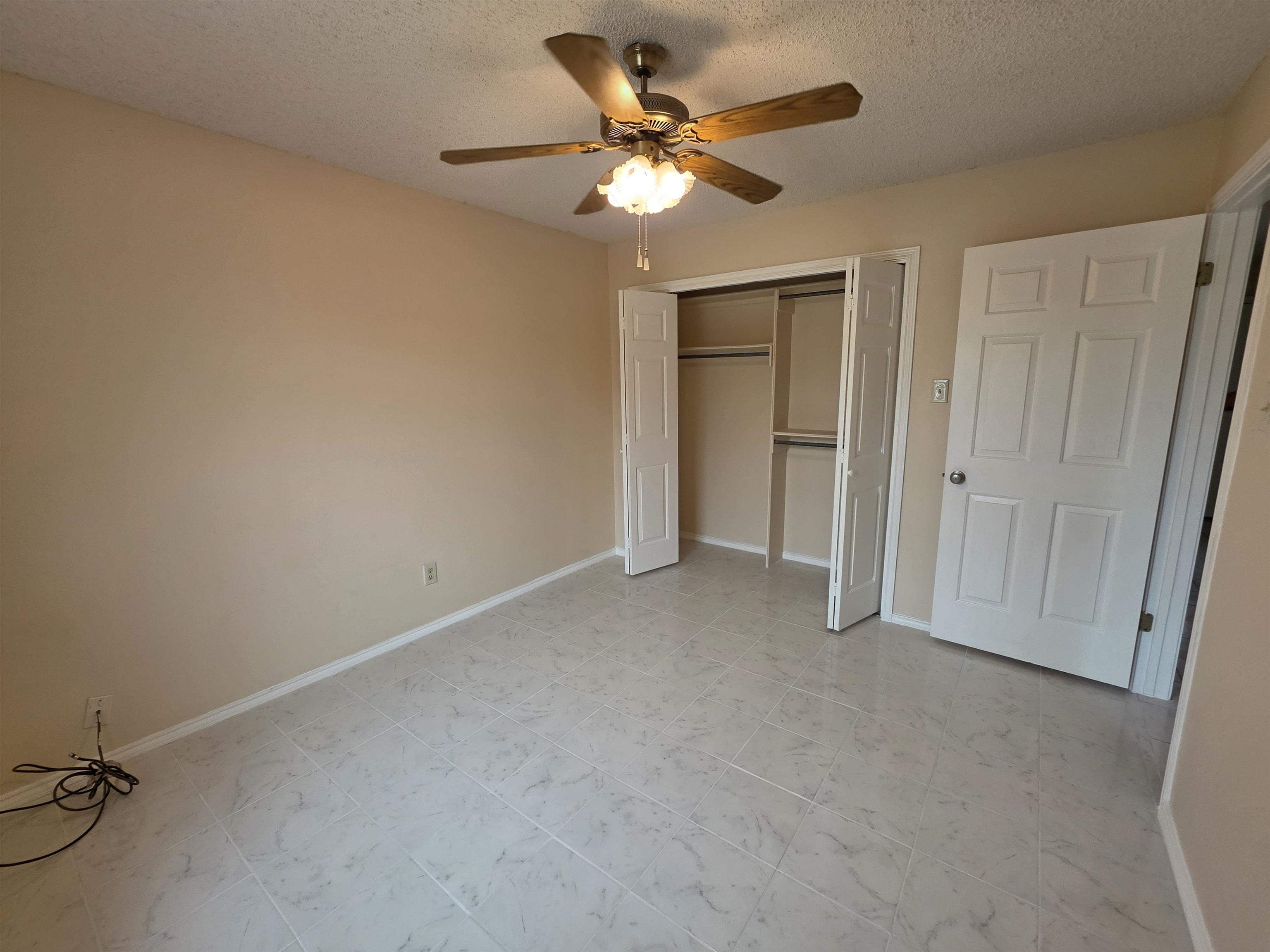 506 Shiloh Dr 5 Property Photo 8