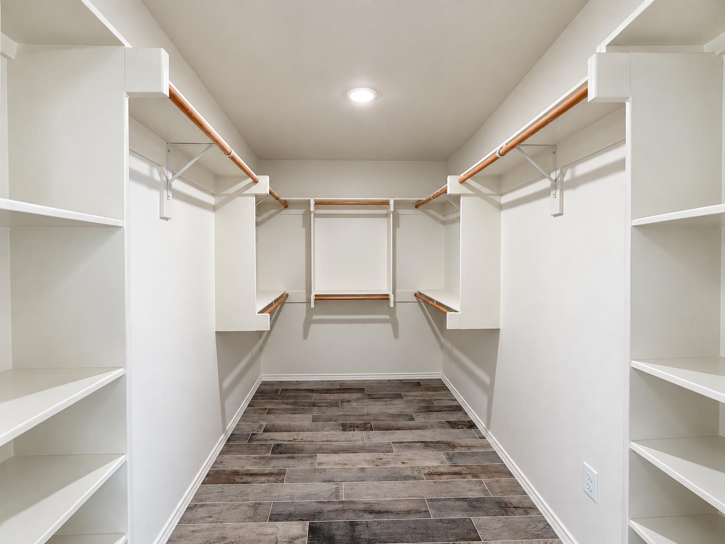 808 Monasterio Dr. Property Photo 14
