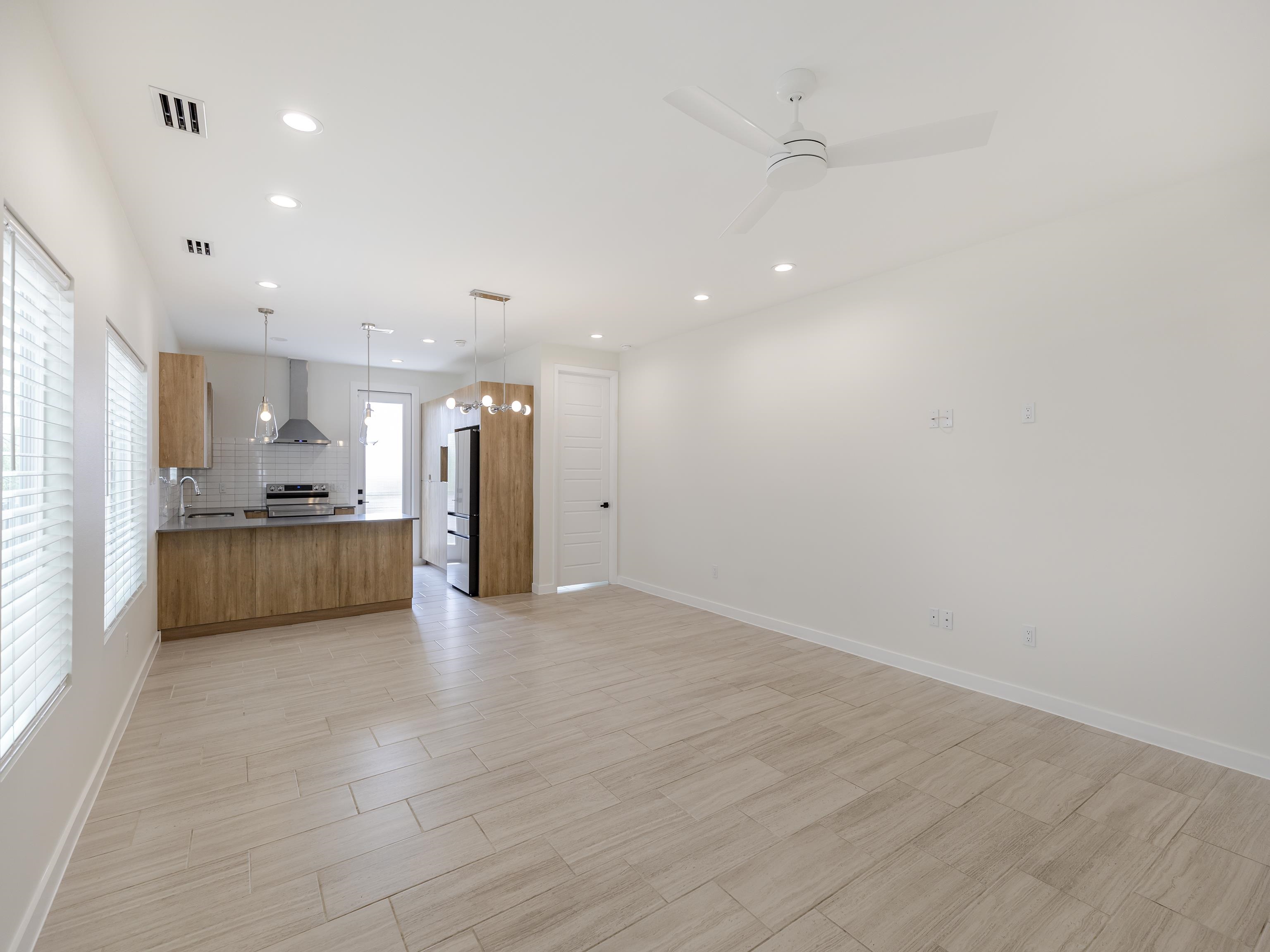 417 Deer Path Loop Property Photo 7