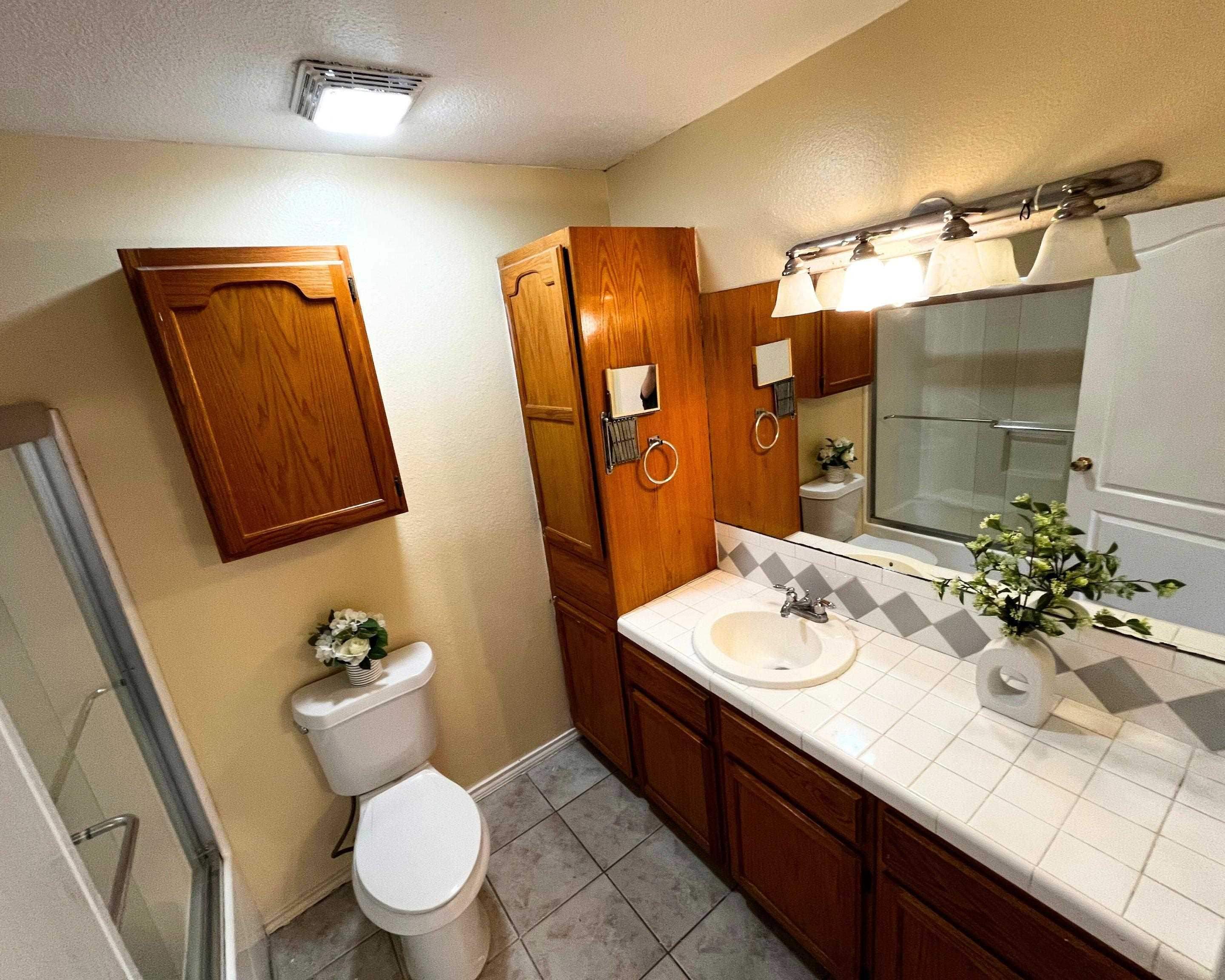 506 Shiloh Dr 24 Property Photo 8