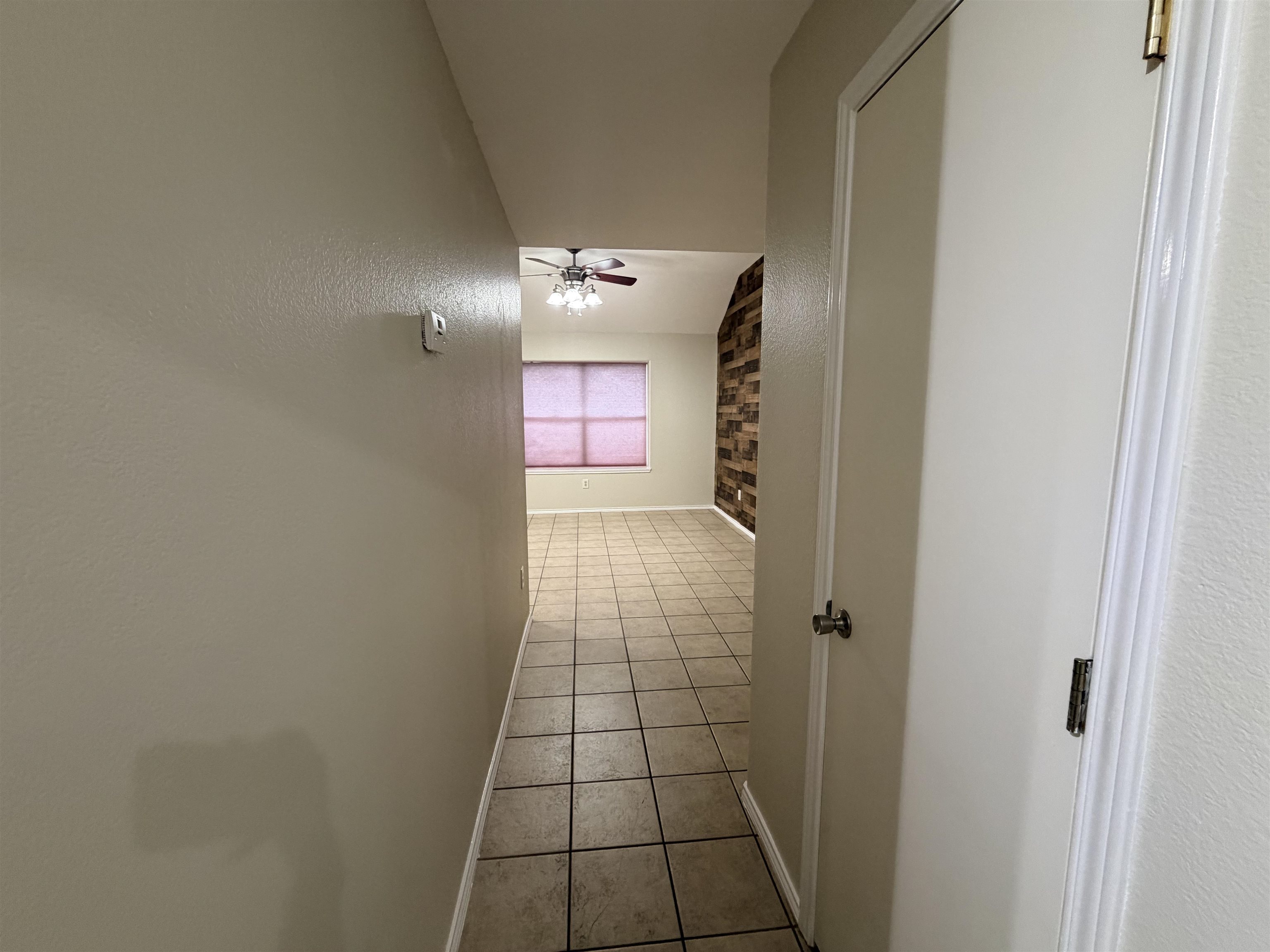 1625 Denmark Ln Property Photo 4
