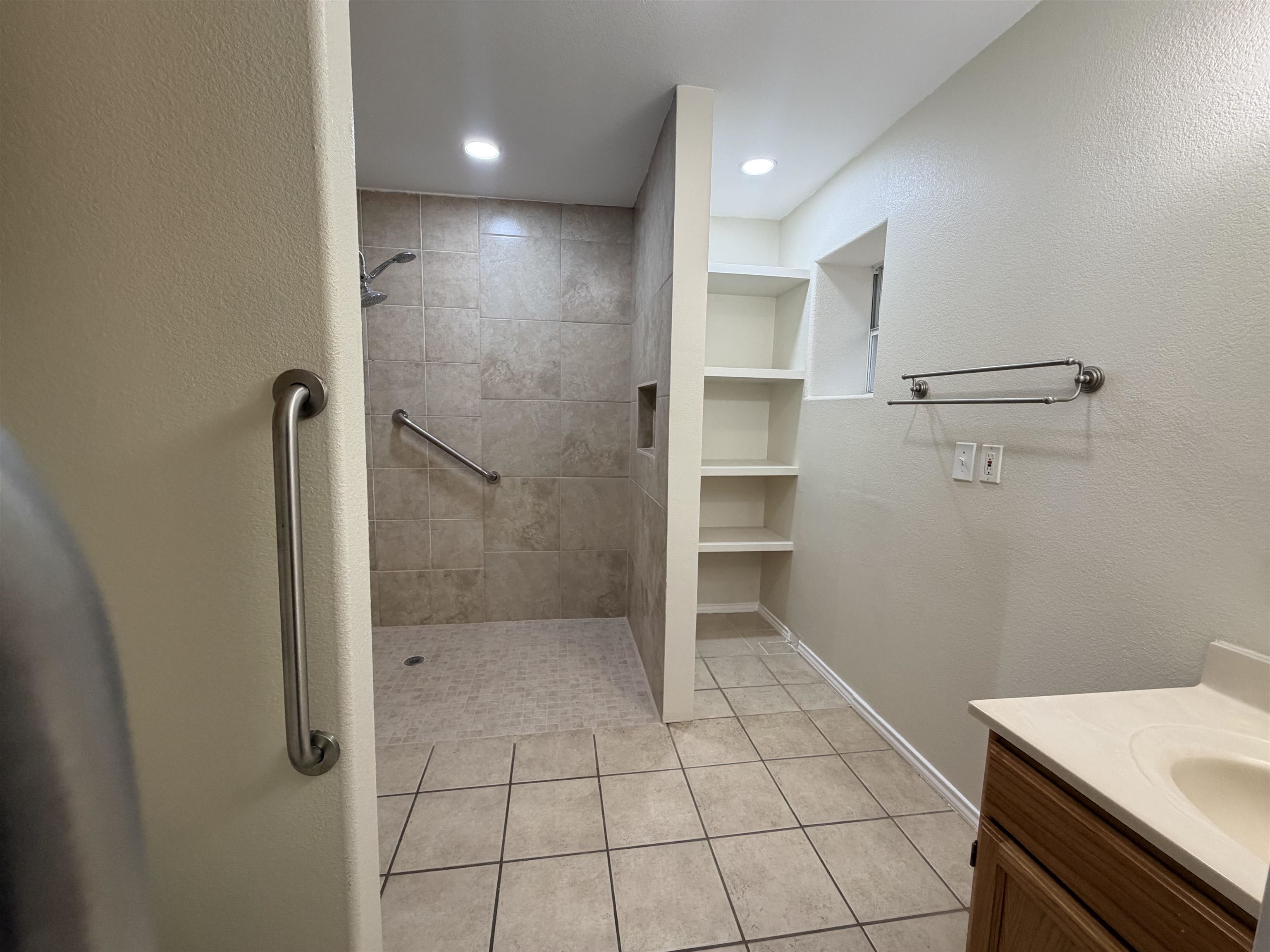 1625 Denmark Ln Property Photo 8