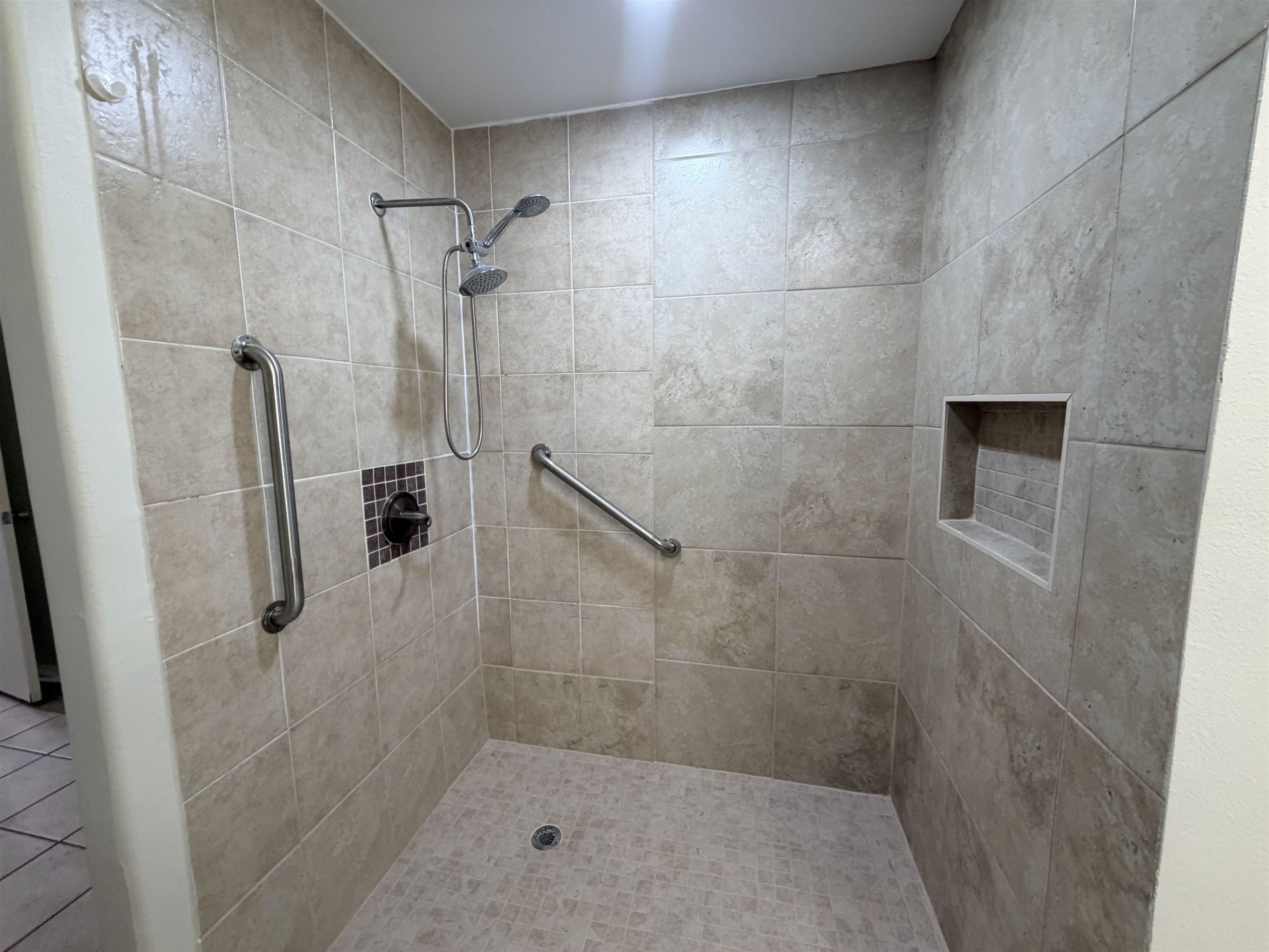 1625 Denmark Ln Property Photo 11