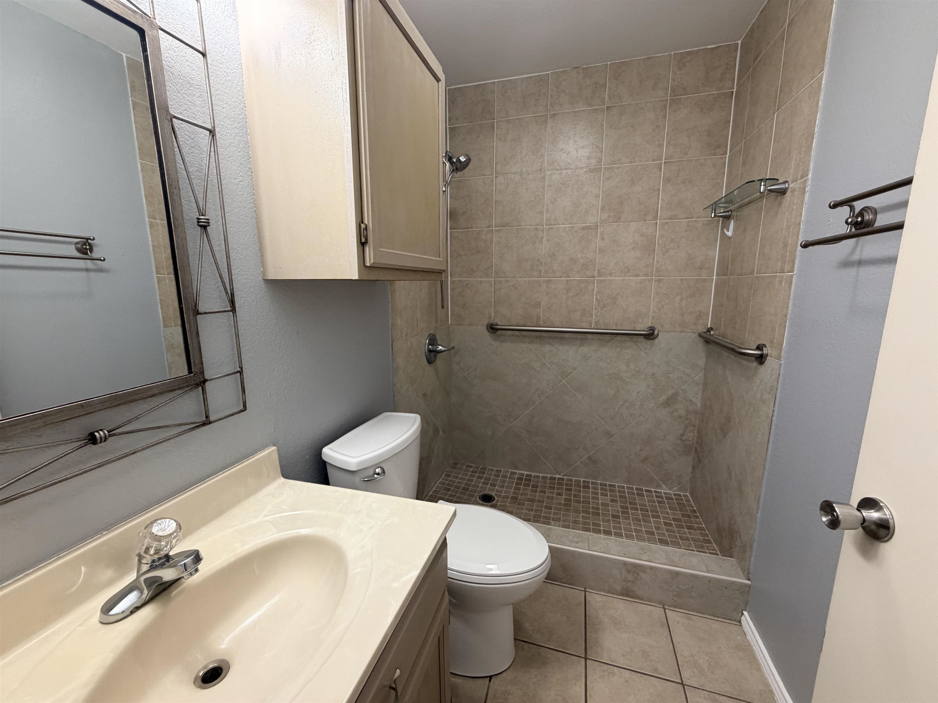 1625 Denmark Ln Property Photo 12