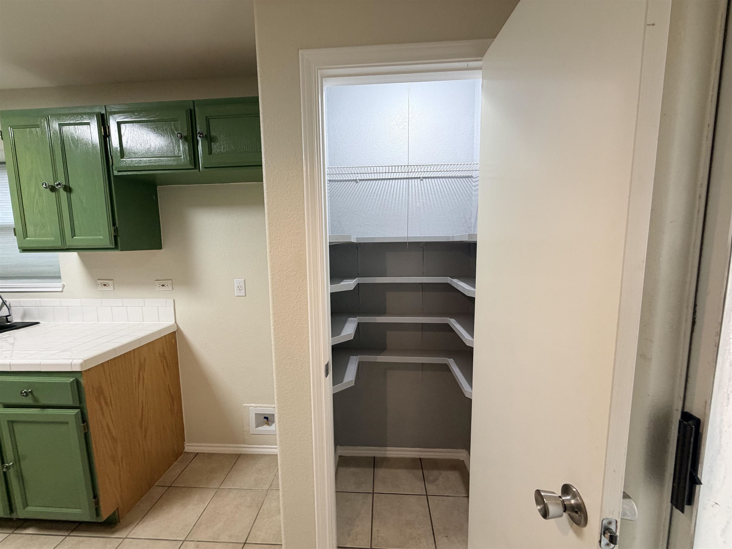 1625 Denmark Ln Property Photo 17