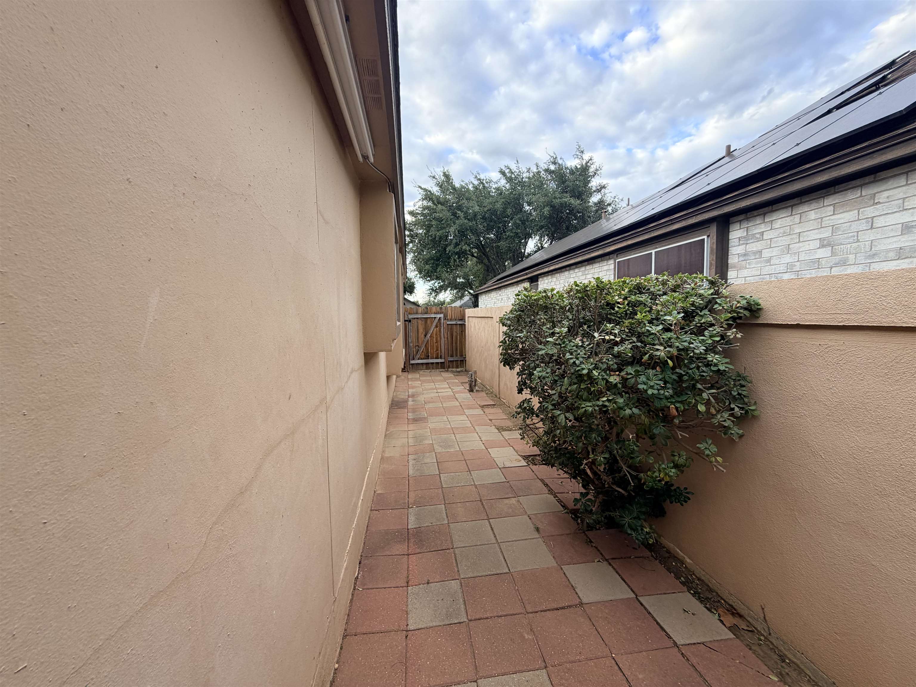 1625 Denmark Ln Property Photo 21