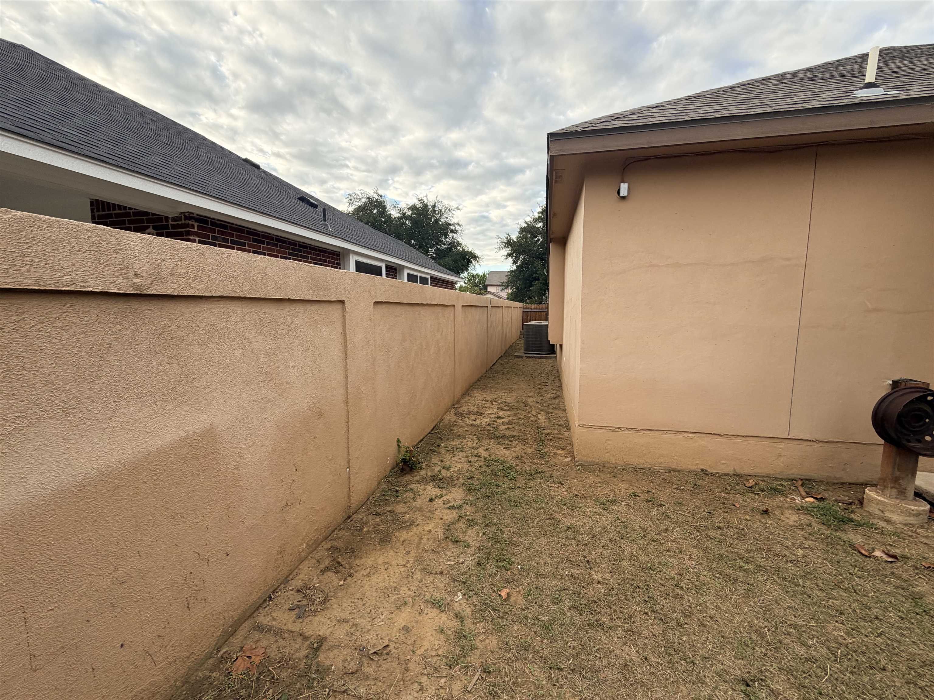 1625 Denmark Ln Property Photo 24