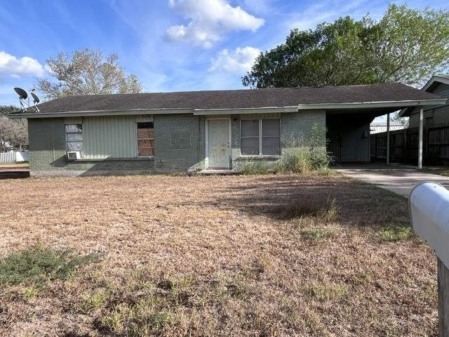 910 S Frans St. Property Photo 1