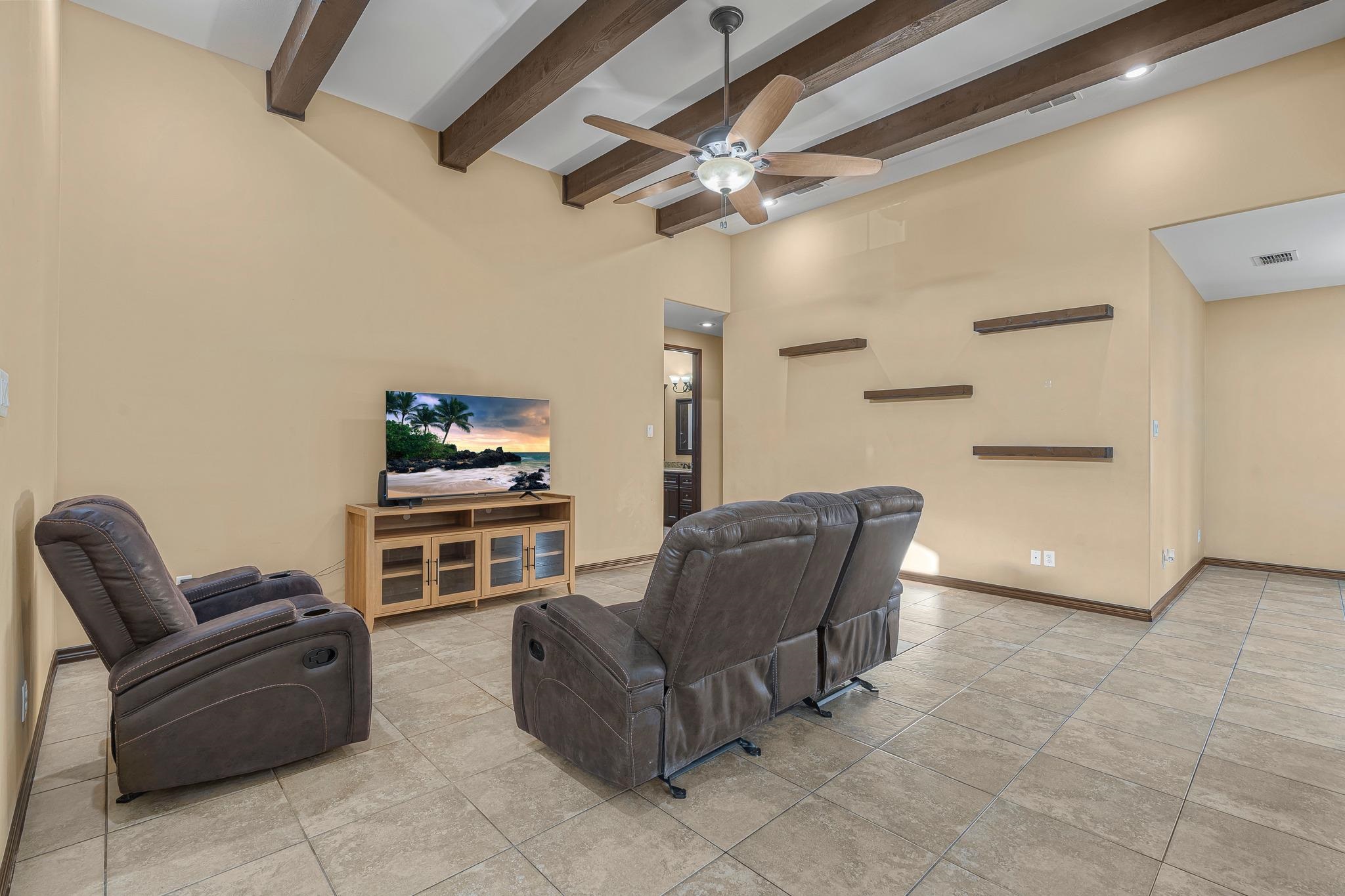 202 Butia Dr Property Photo 6