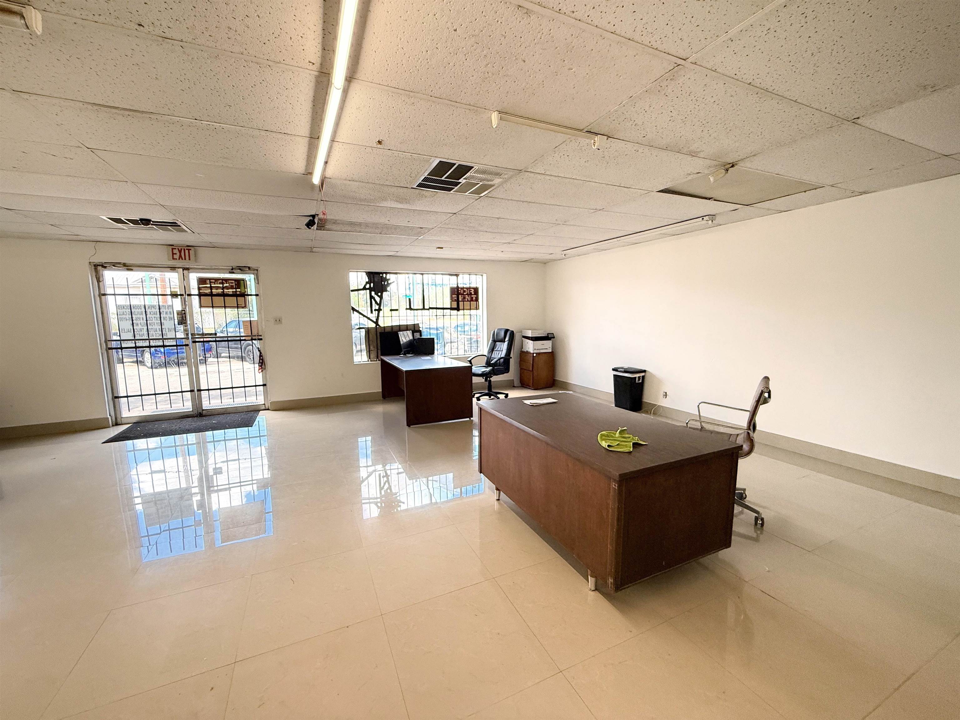 1619 Market St Property Photo 3
