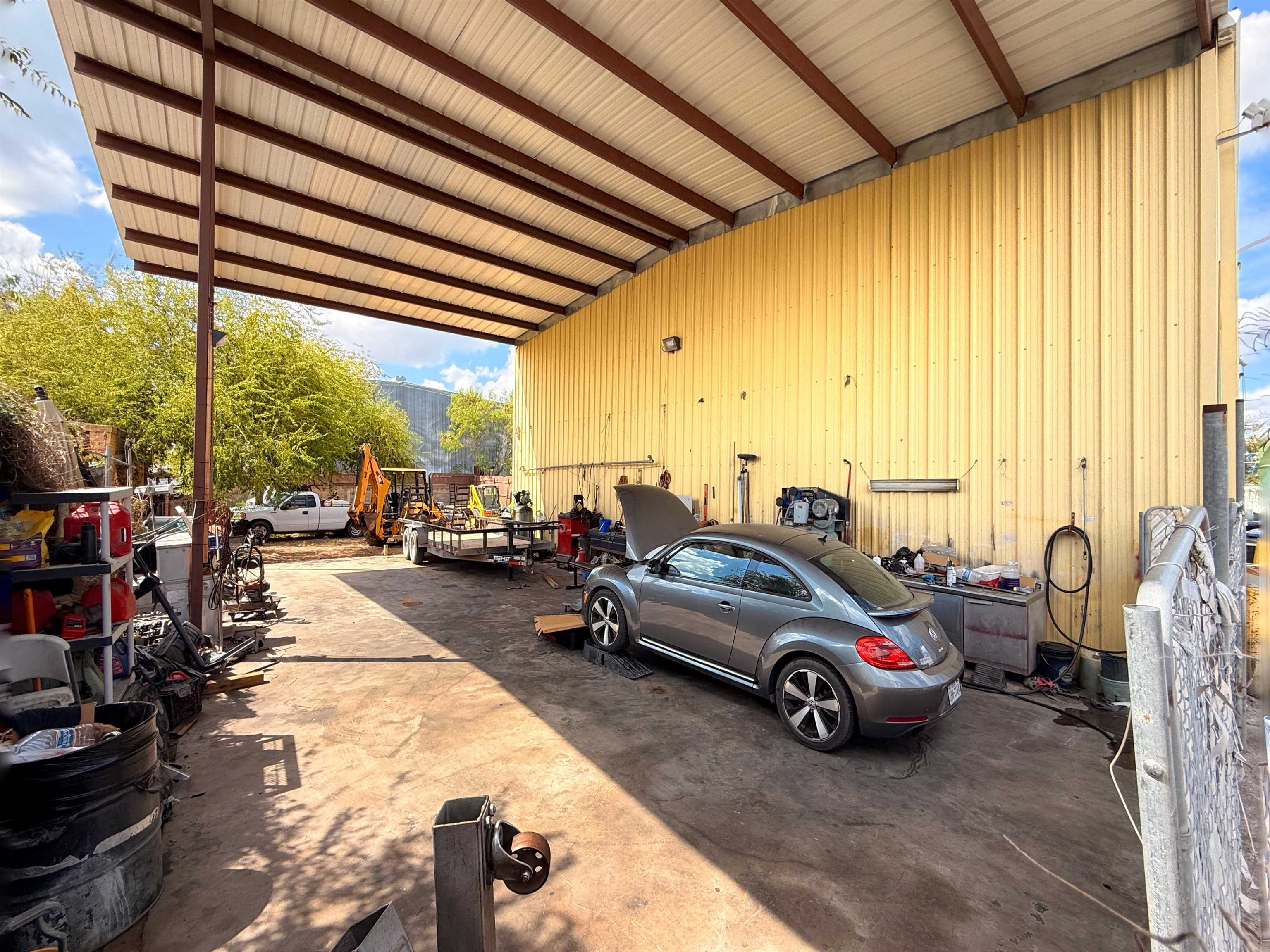 1619 Market St Property Photo 11