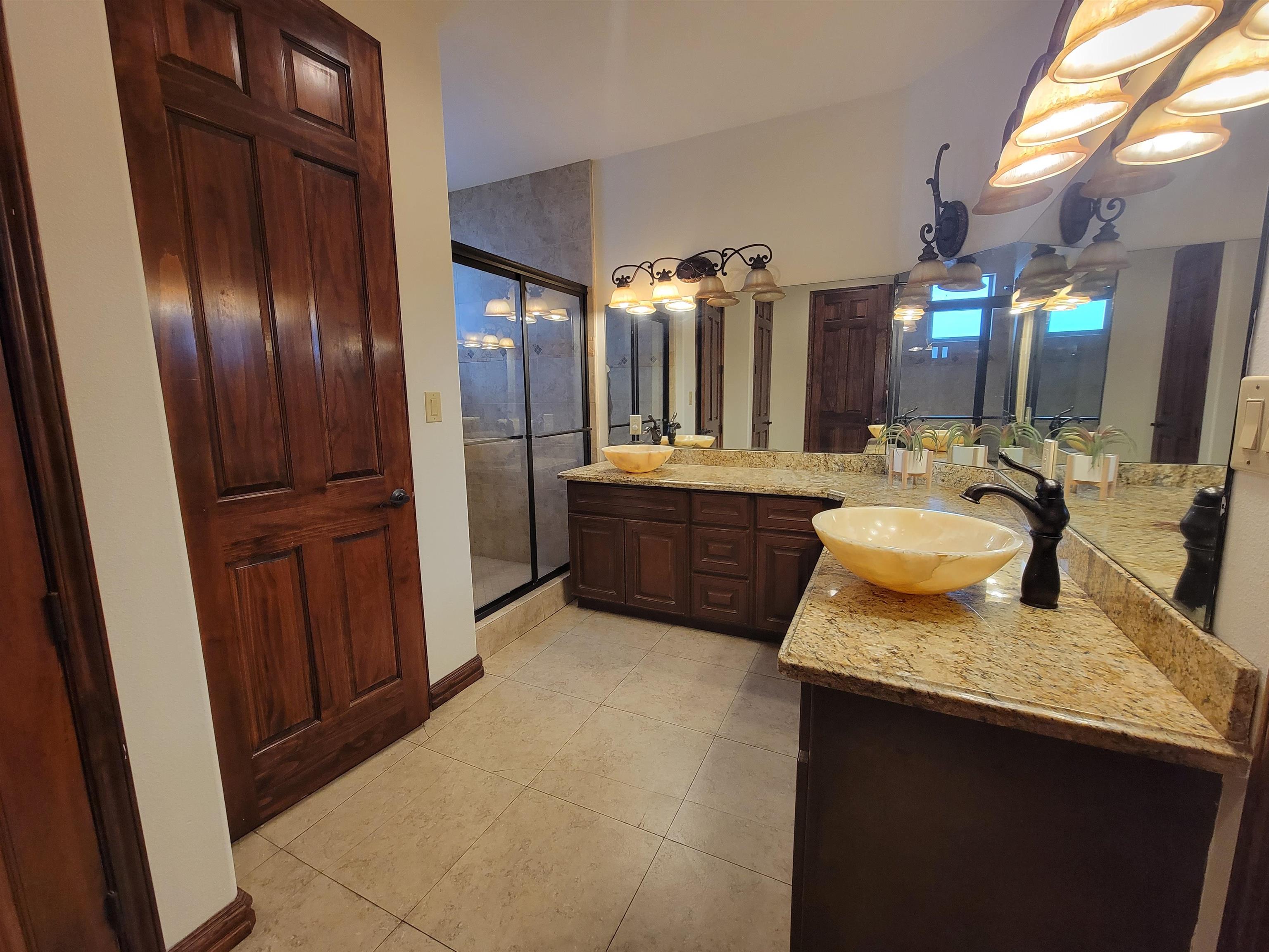 3301 Delfina Dr Property Photo 12