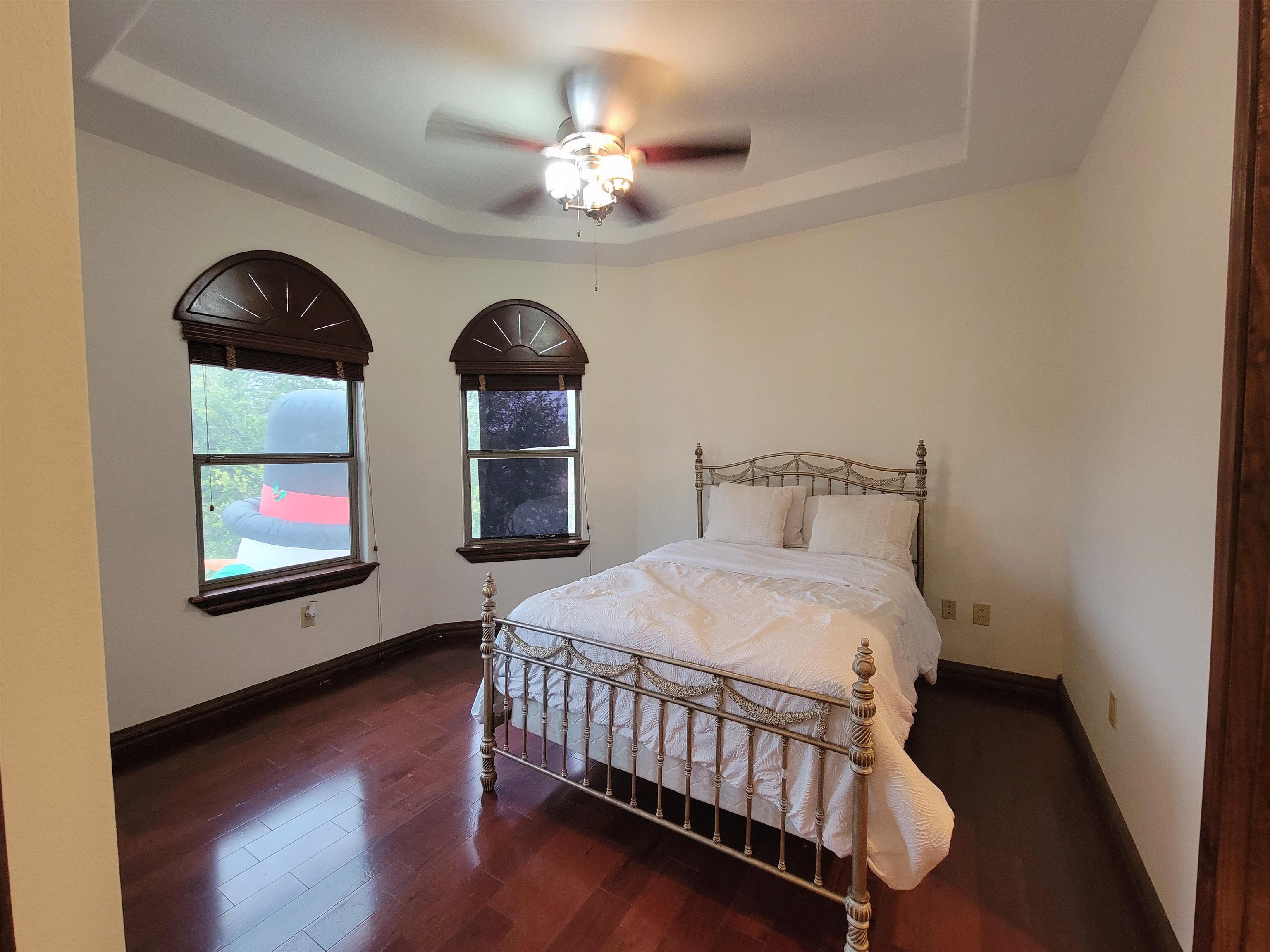 3301 Delfina Dr Property Photo 15